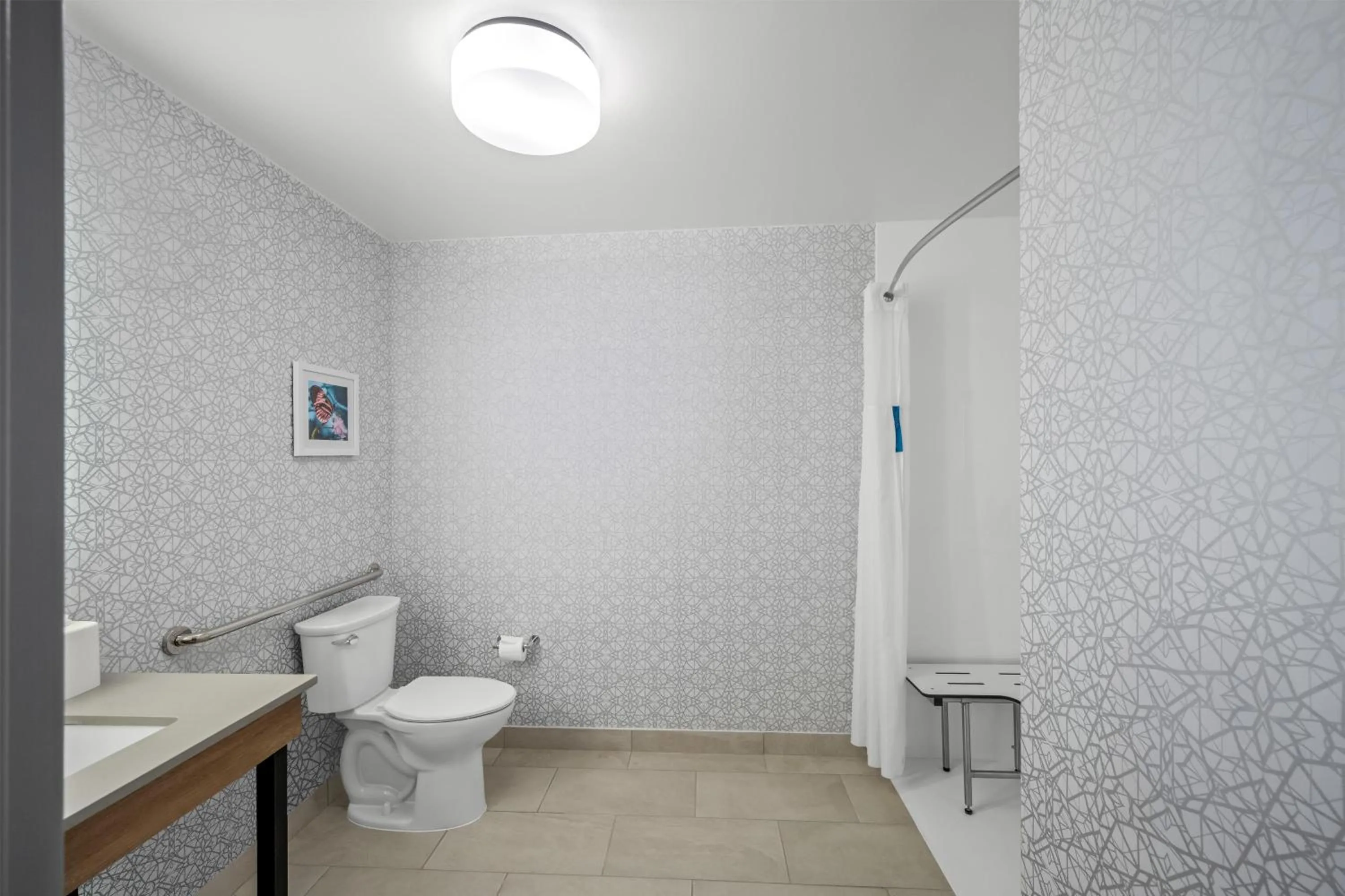 Bathroom in Hampton Inn & Suites Ft. Lauderdale/West-Sawgrass/Tamarac, FL