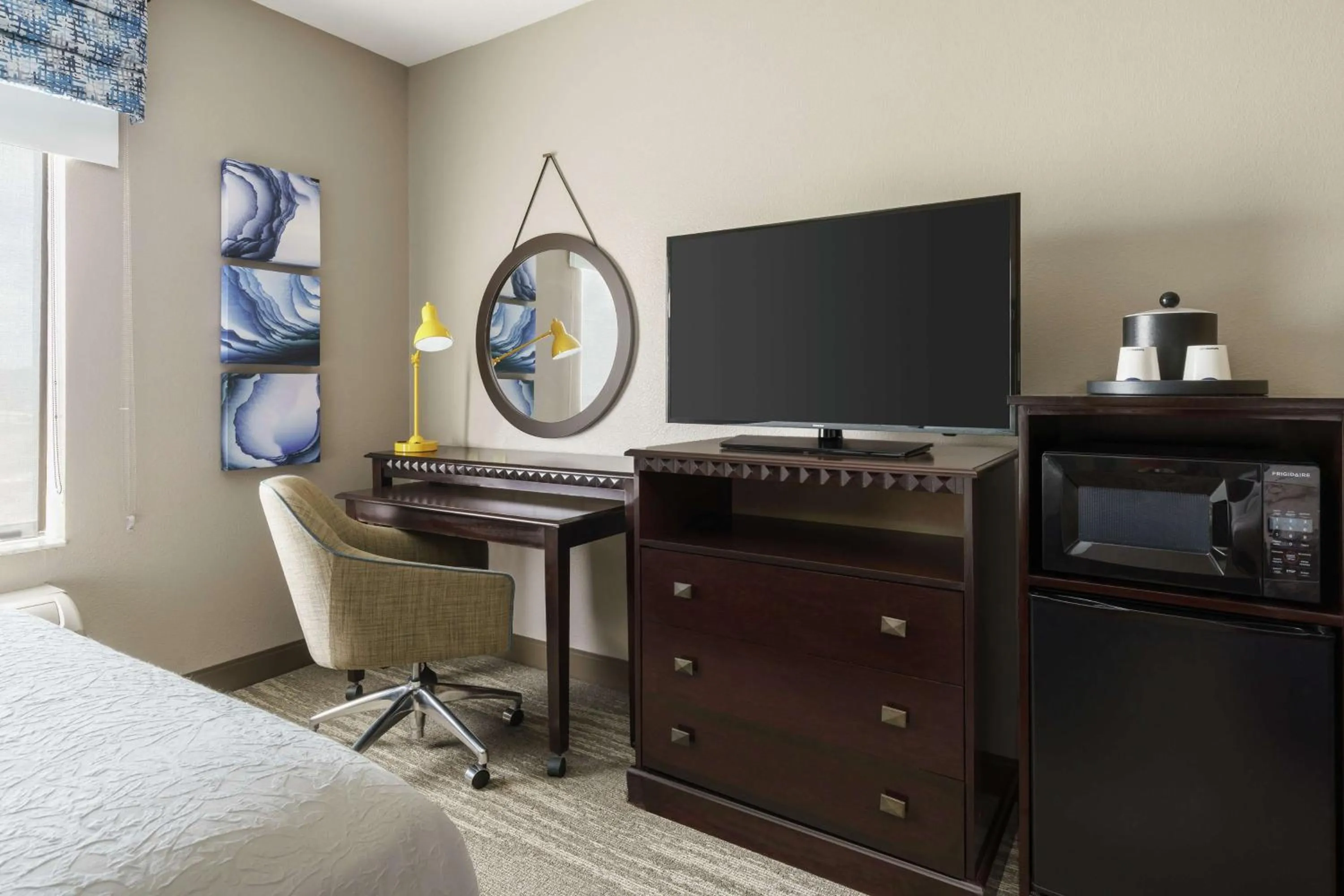 Bedroom, Bed in Hampton Inn & Suites Ft. Lauderdale/West-Sawgrass/Tamarac, FL