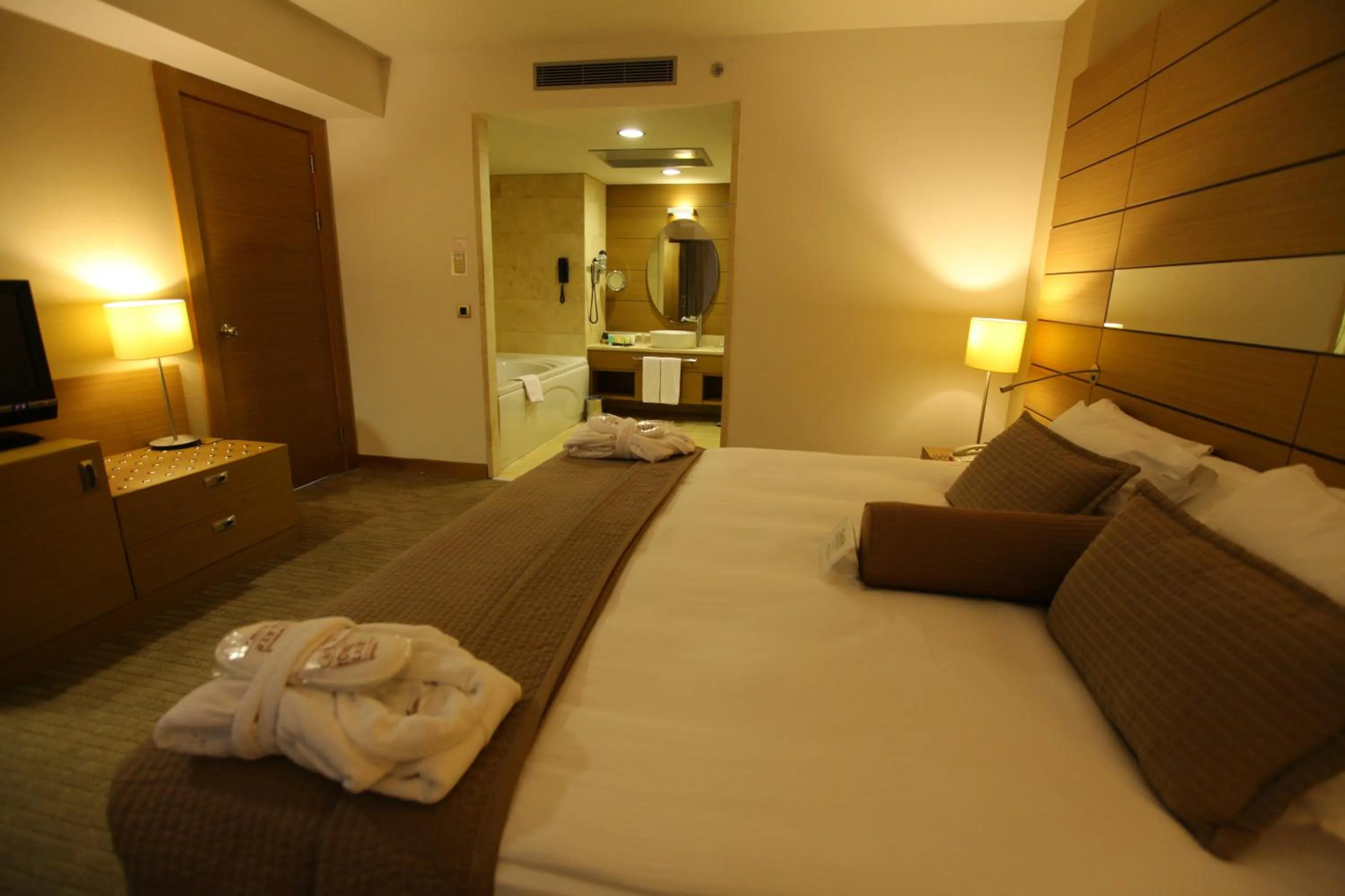 Bedroom, Bed in CPAnkara Hotel