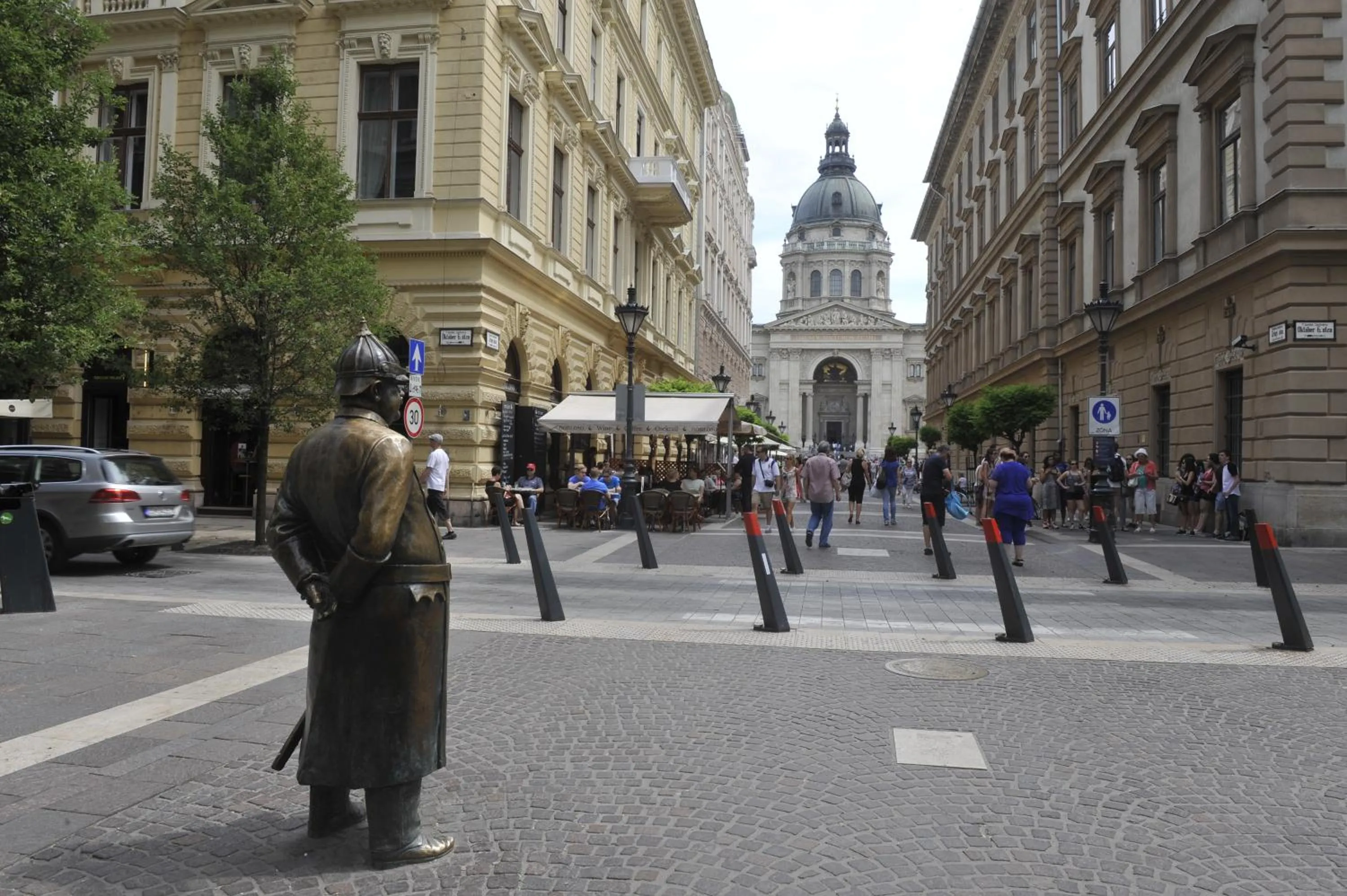 Basilica Grand Luxury in The Historic Center