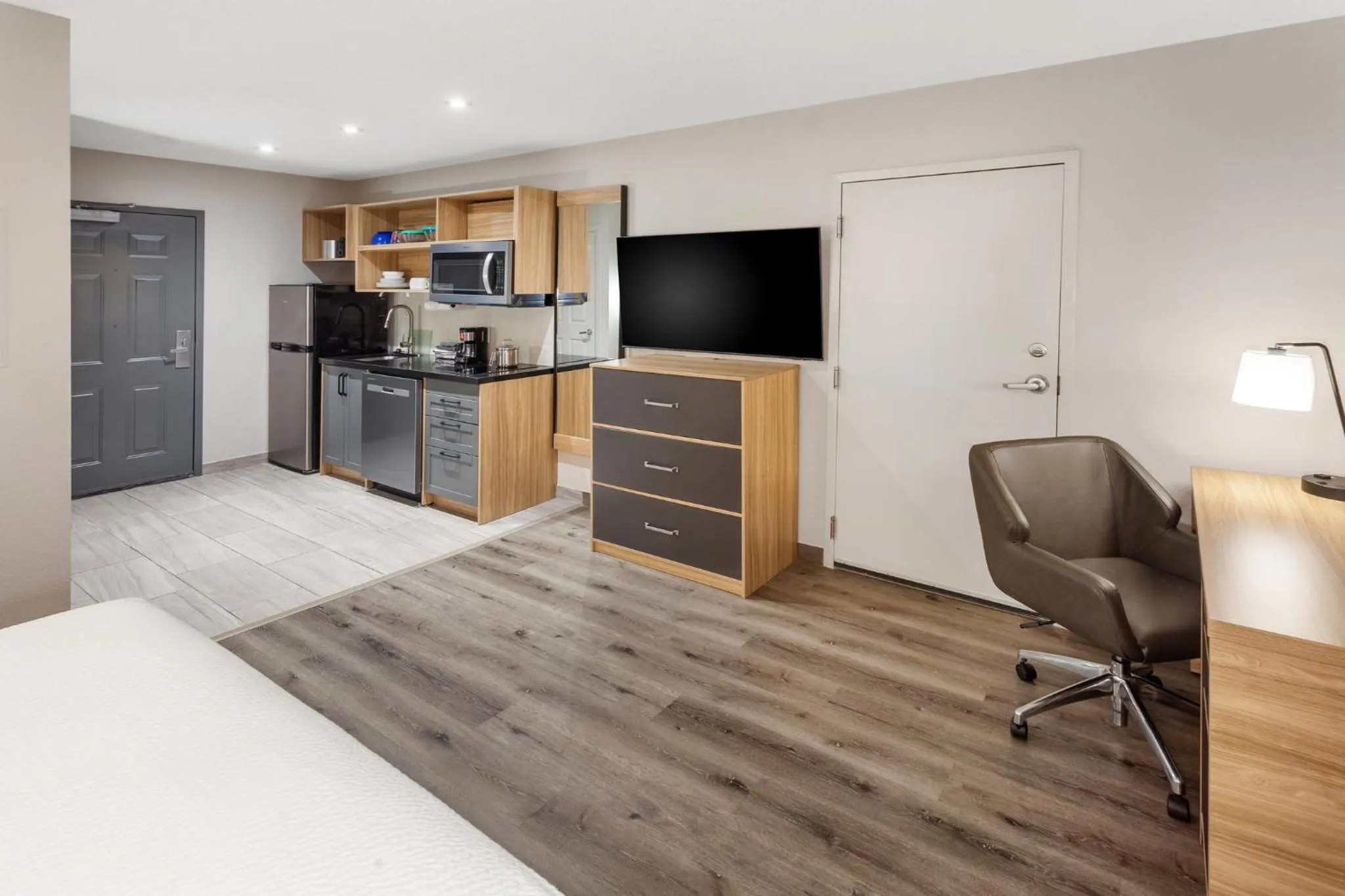 Photo of the whole room in Candlewood Suites Harrisonburg by IHG