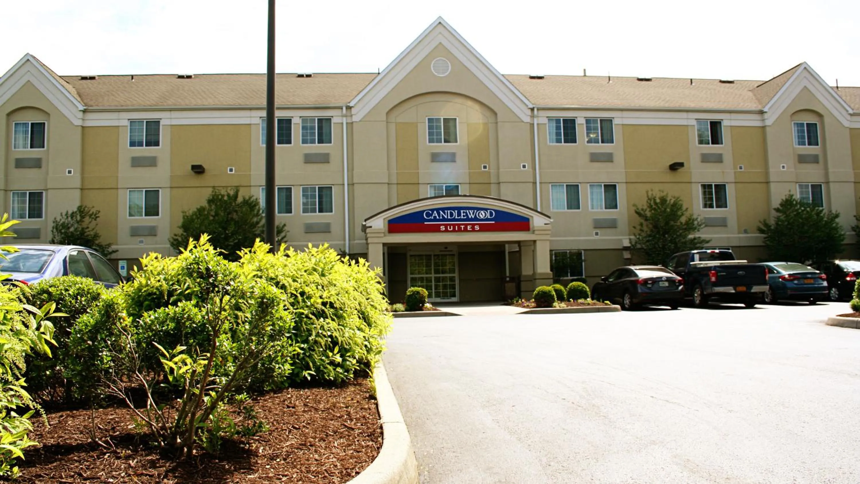 Property building in Candlewood Suites Harrisonburg by IHG
