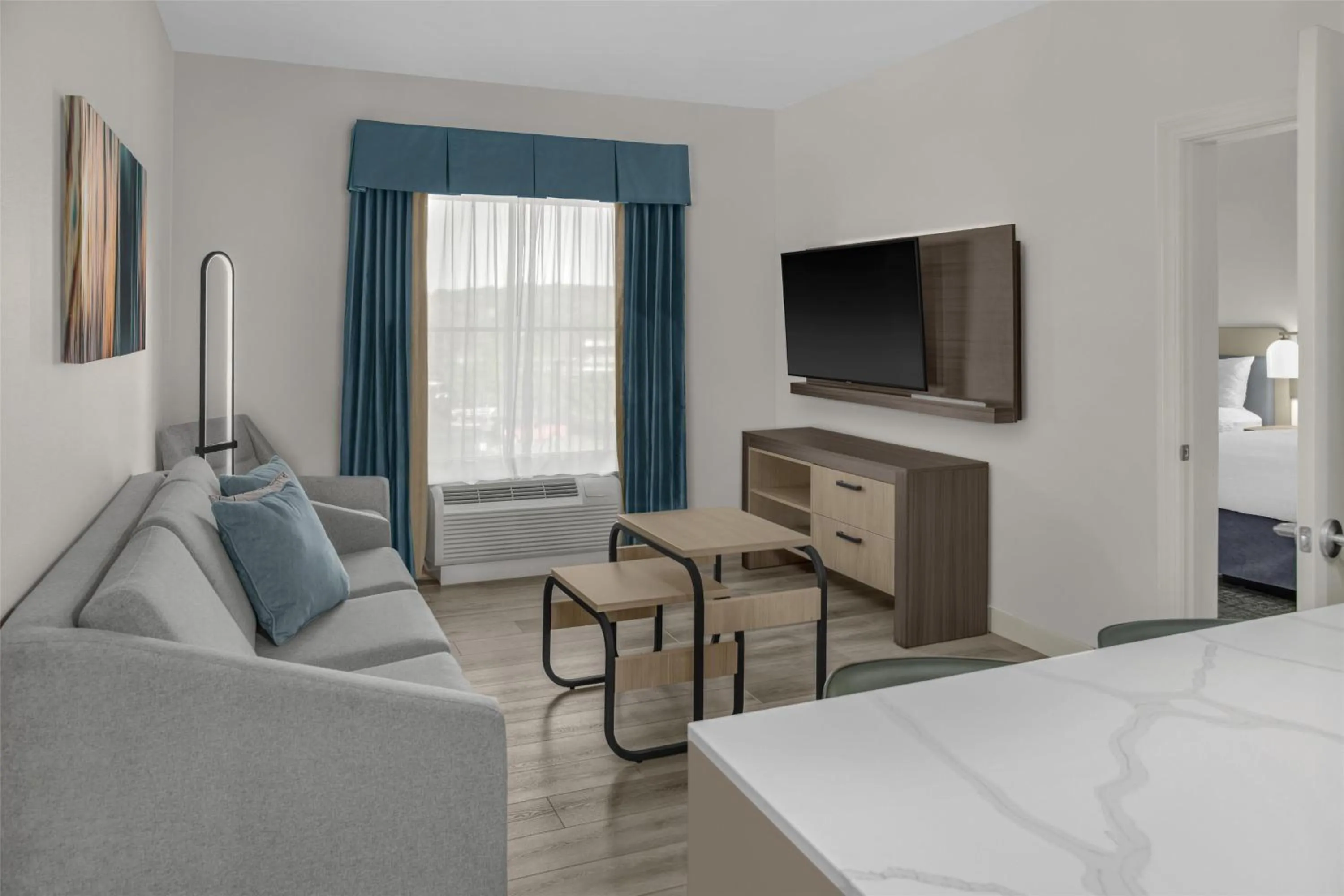 Living room, Bed in Homewood Suites by Hilton Fayetteville