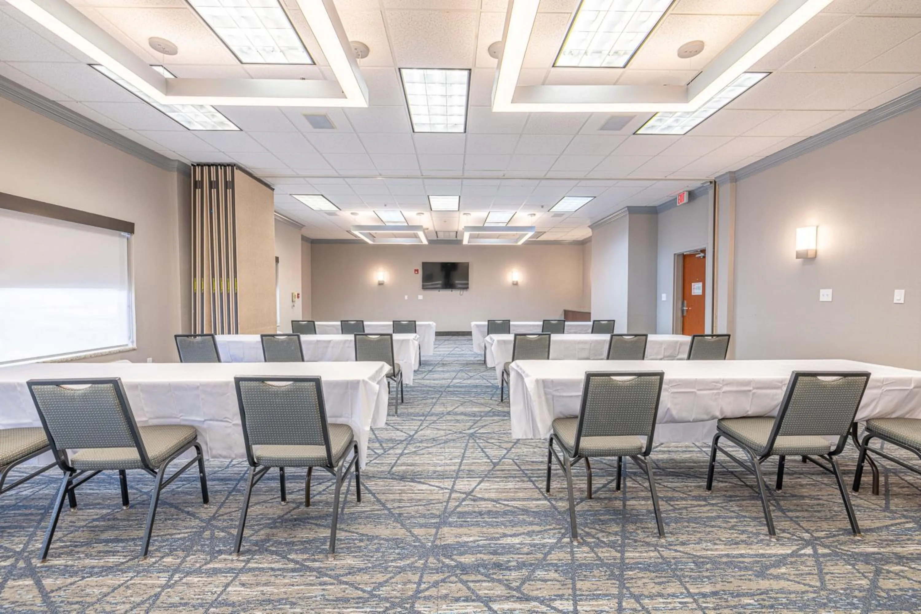 Meeting/conference room in Holiday Inn Express & Suites College Station by IHG