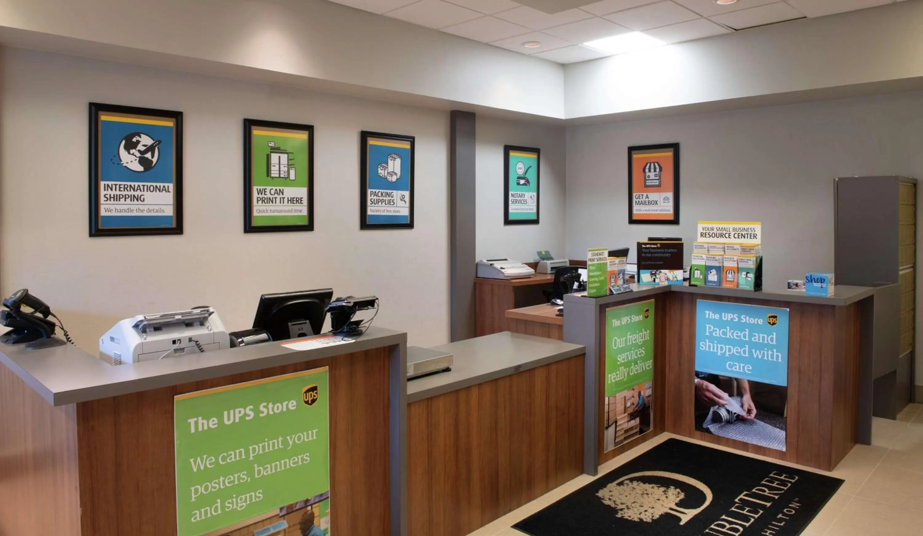 Lobby or reception in DoubleTree by Hilton Hotel Orlando at SeaWorld