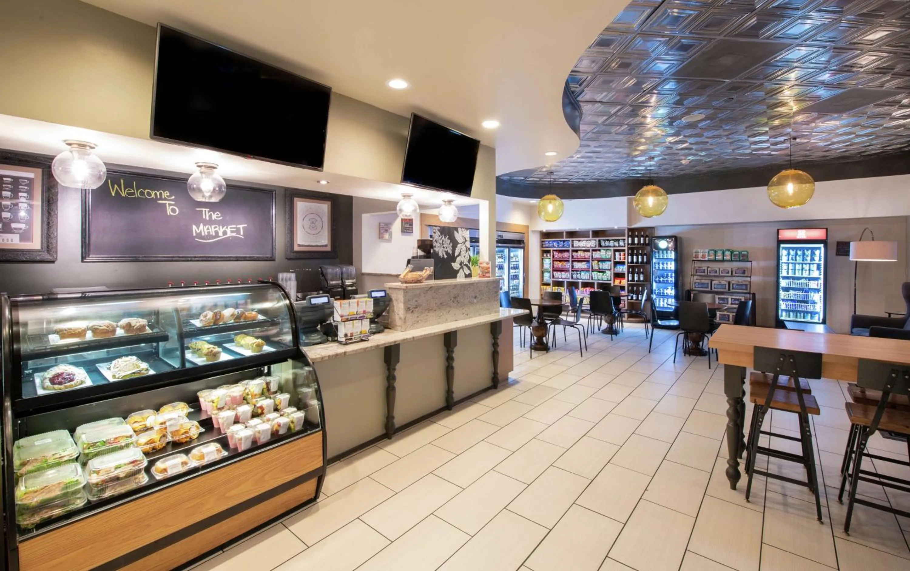 Restaurant/places to eat in DoubleTree by Hilton Hotel Orlando at SeaWorld