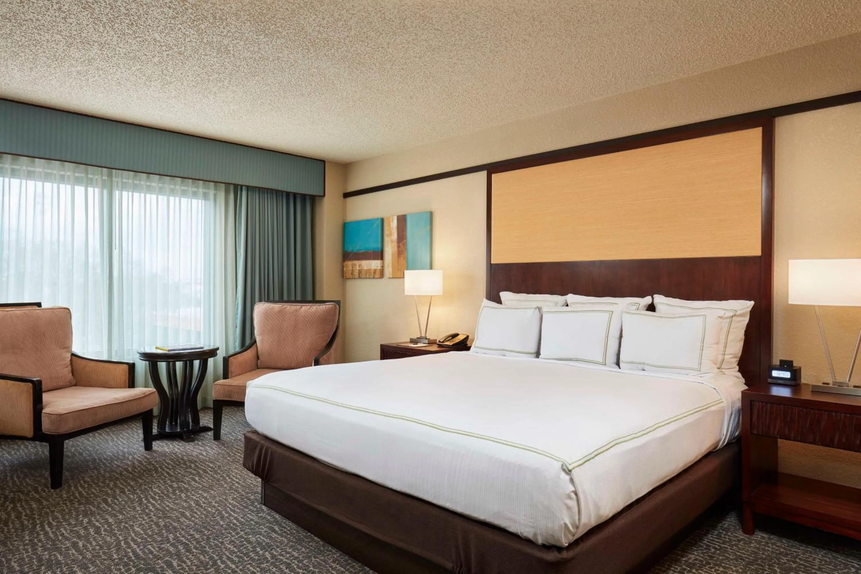 Living room, Bed in DoubleTree by Hilton Hotel Orlando at SeaWorld
