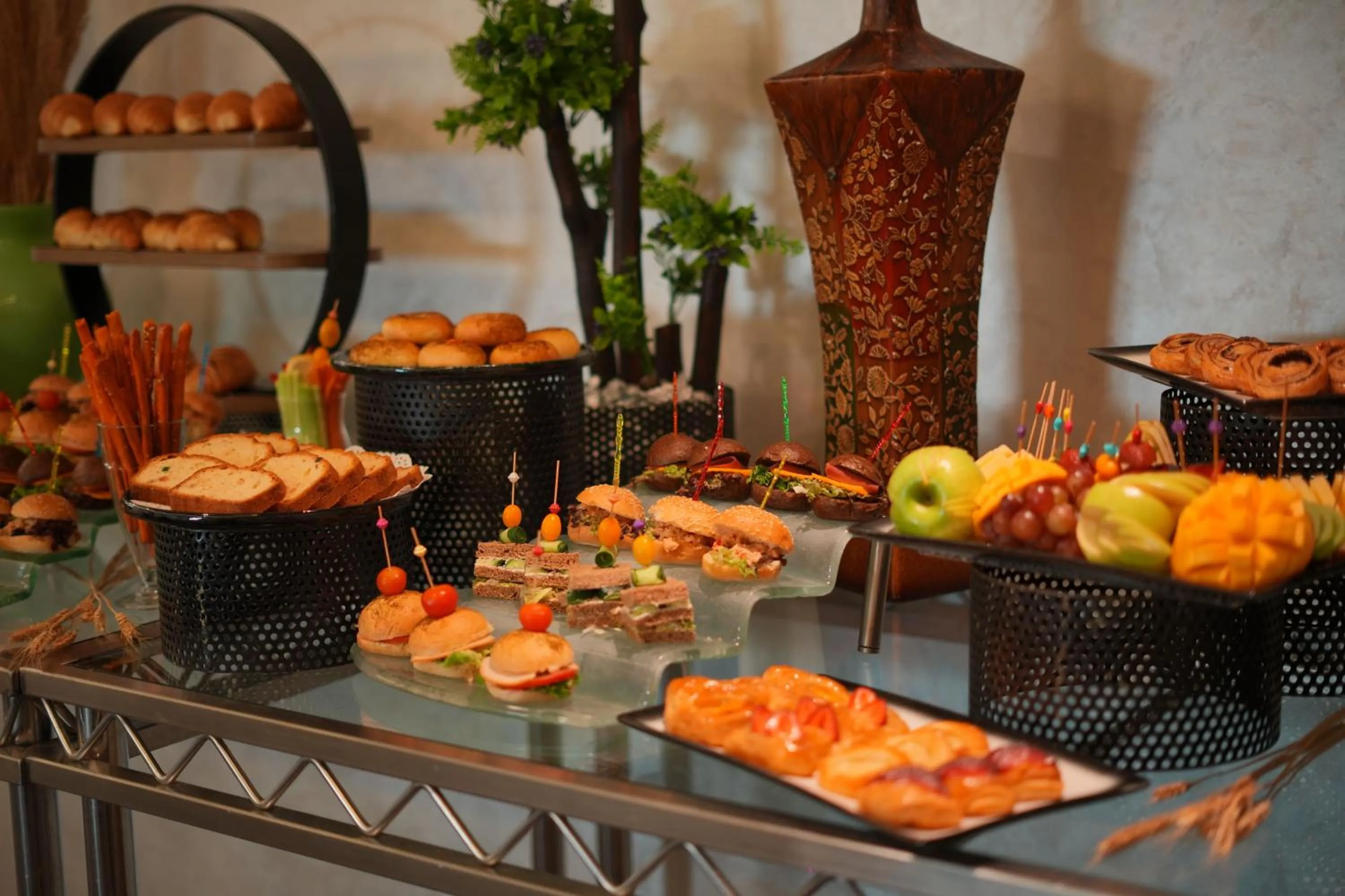 Food in Bristol Hotel