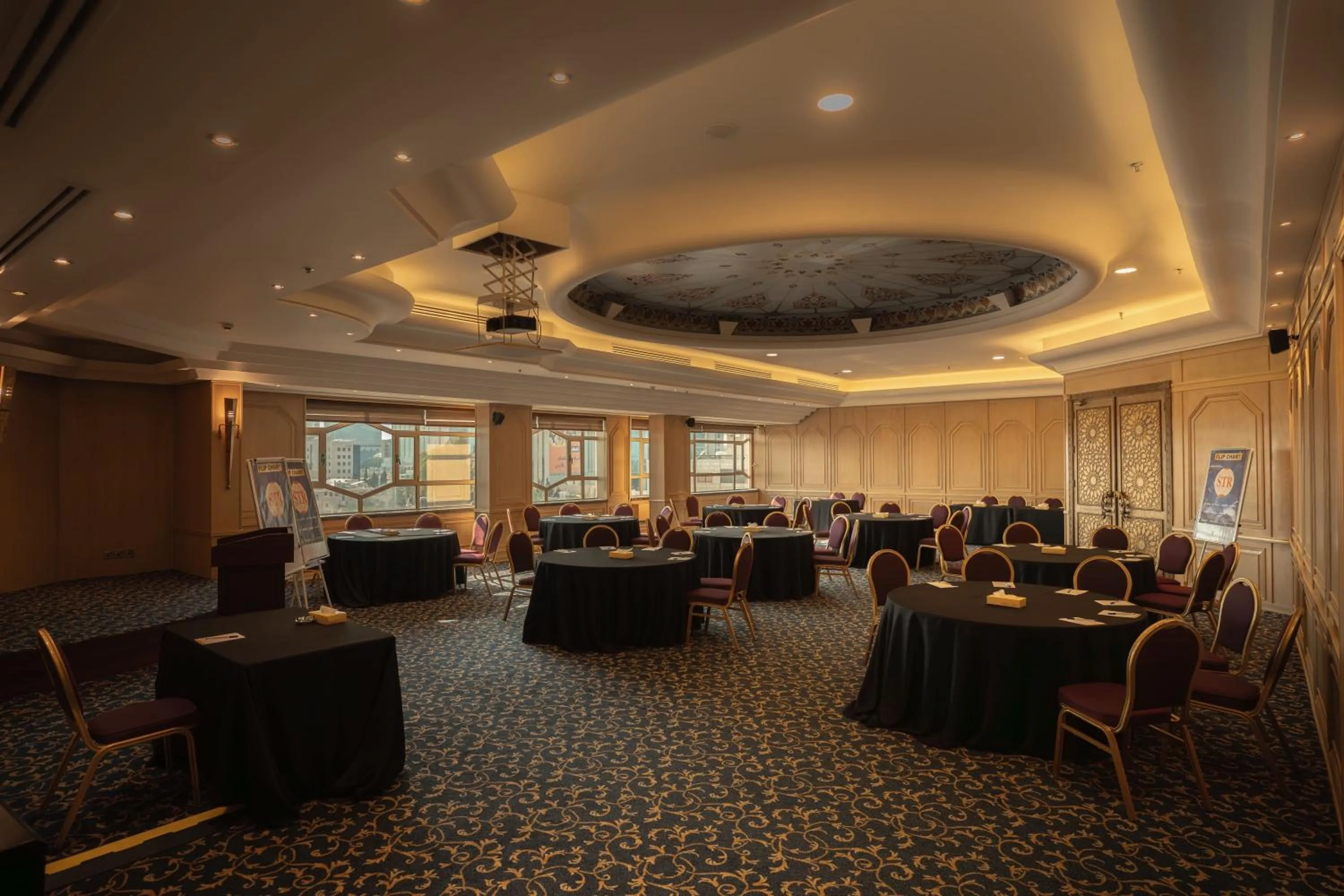 Banquet/Function facilities in Bristol Hotel