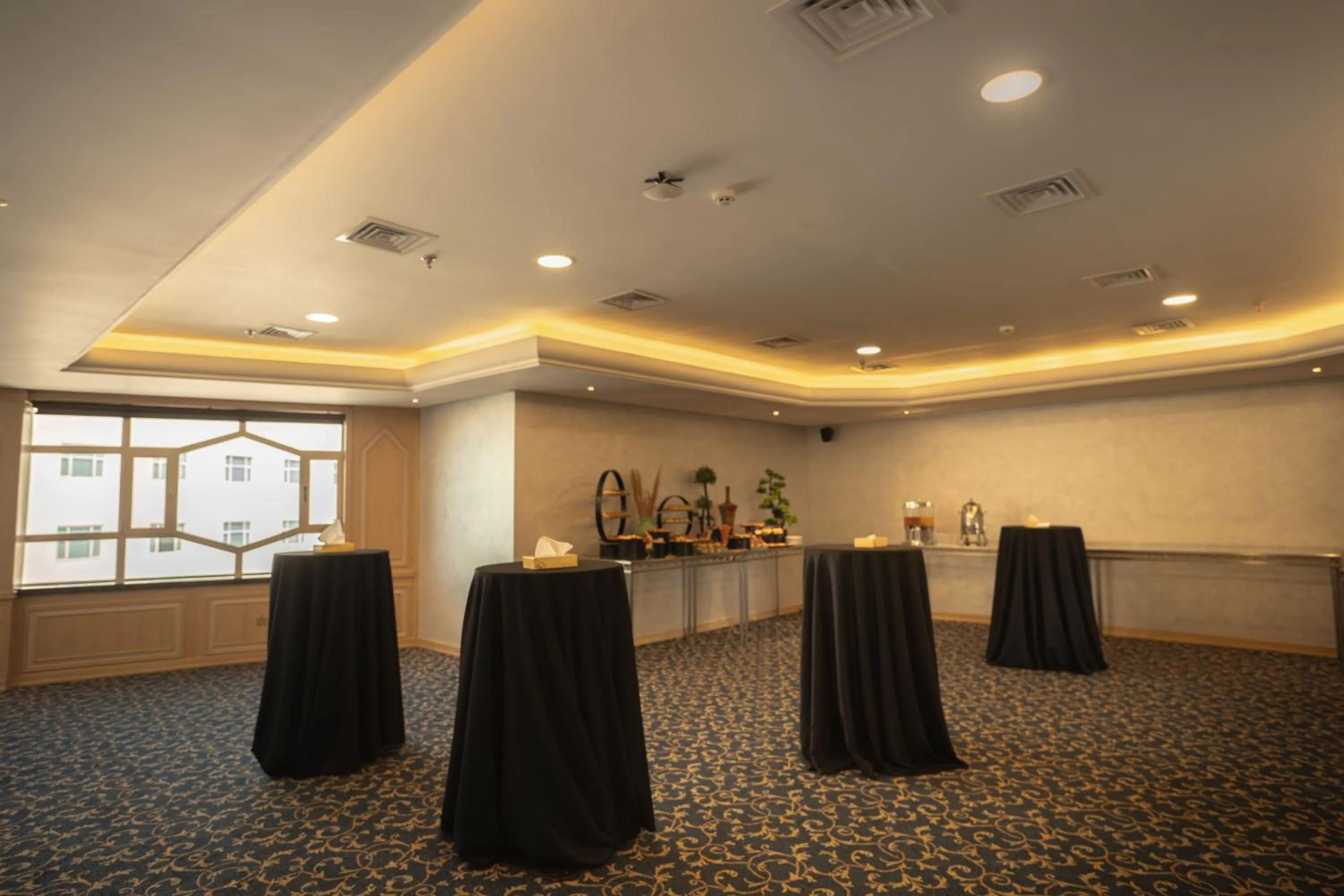 Banquet/Function facilities in Bristol Hotel
