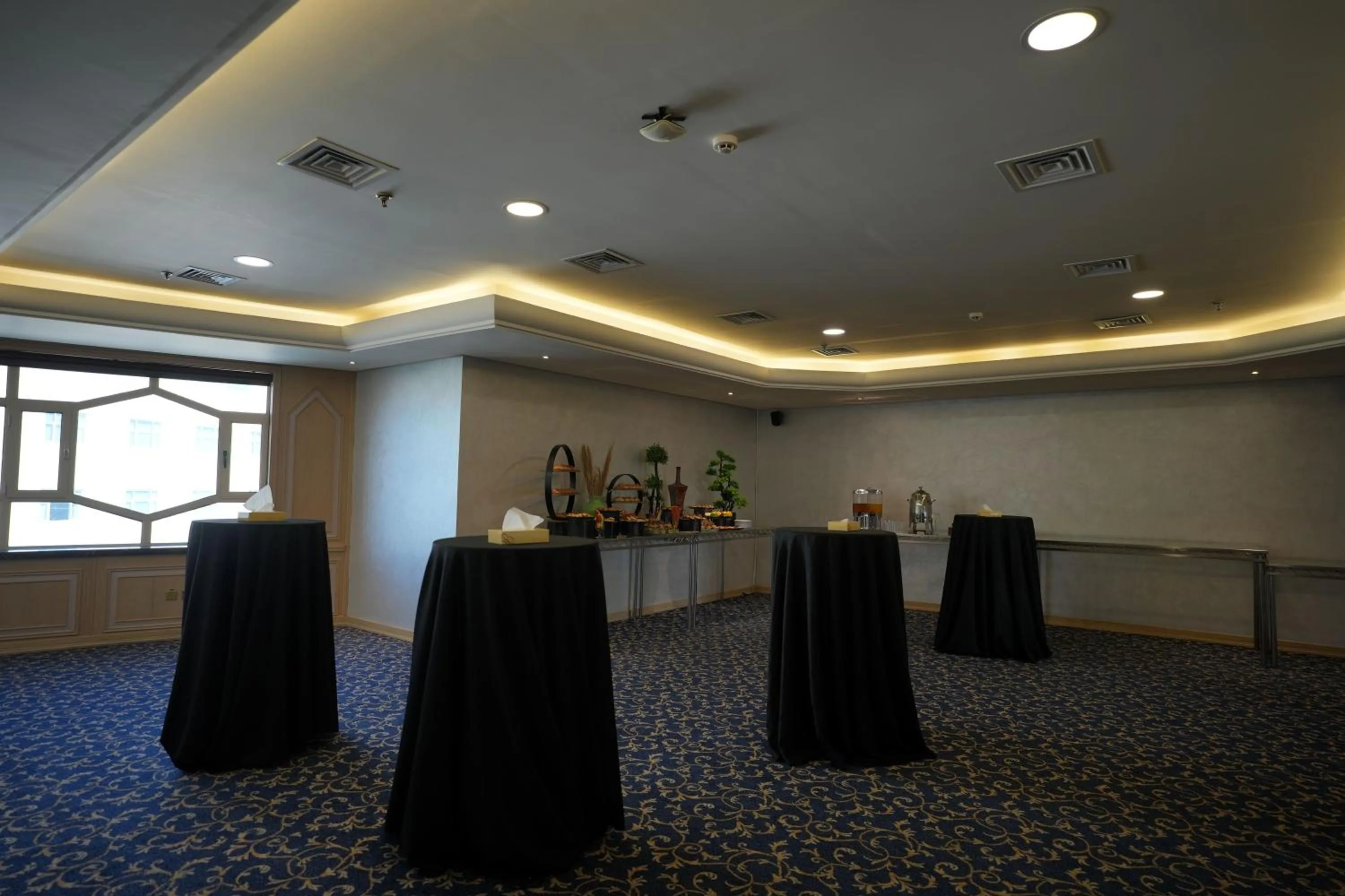 Banquet/Function facilities in Bristol Hotel