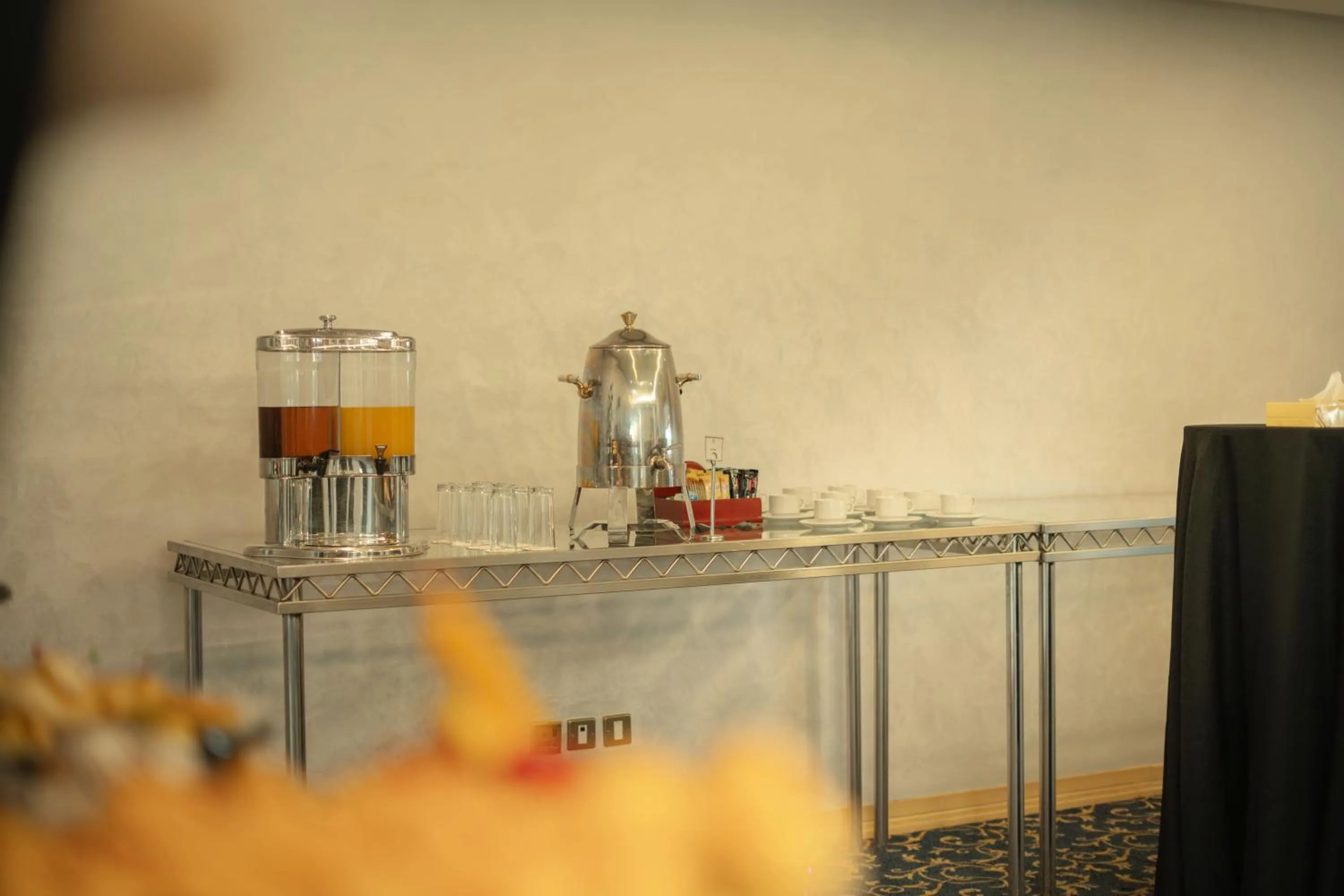 Drinks in Bristol Hotel