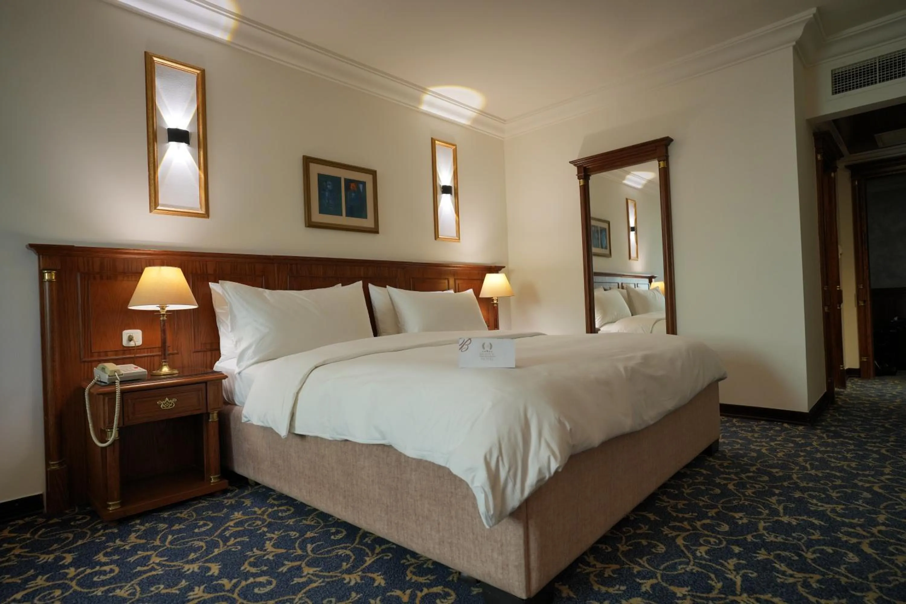 Bed in Bristol Hotel