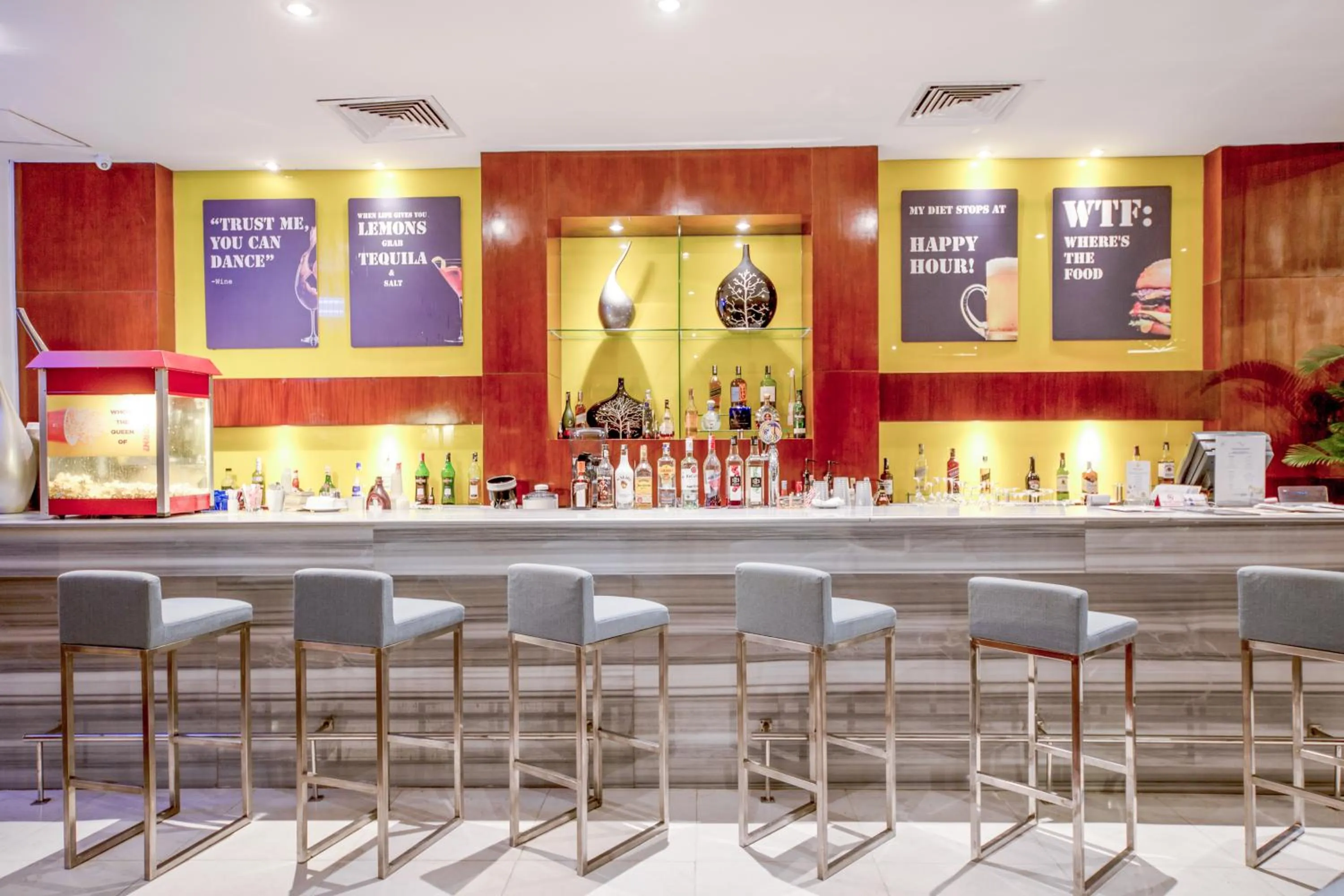 Lounge or bar in Novotel Nha Trang
