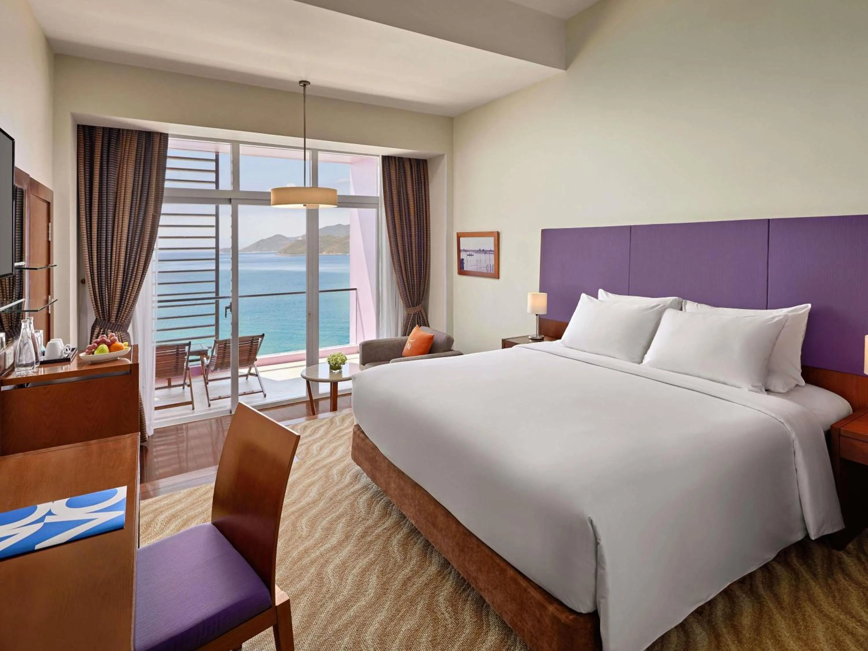 Bedroom, Bed in Novotel Nha Trang