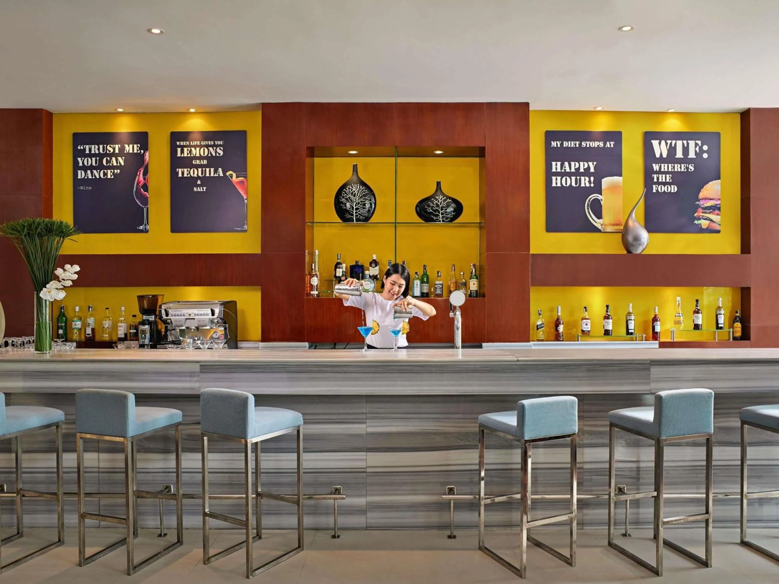 Lounge or bar in Novotel Nha Trang