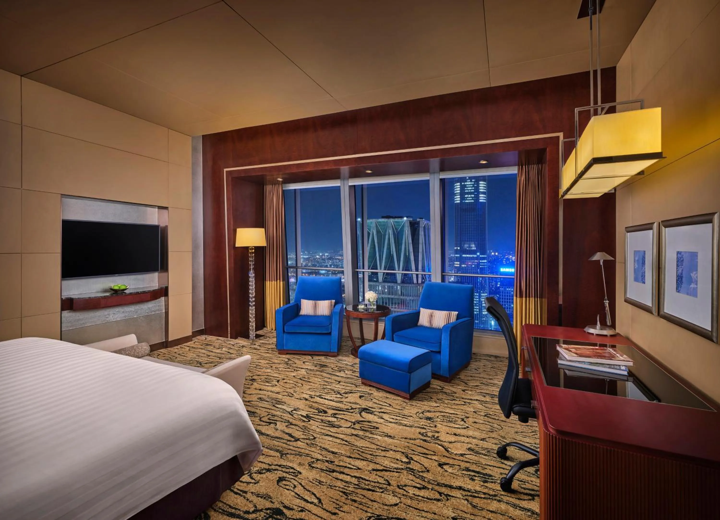 Bed in China World Summit Wing, Beijing