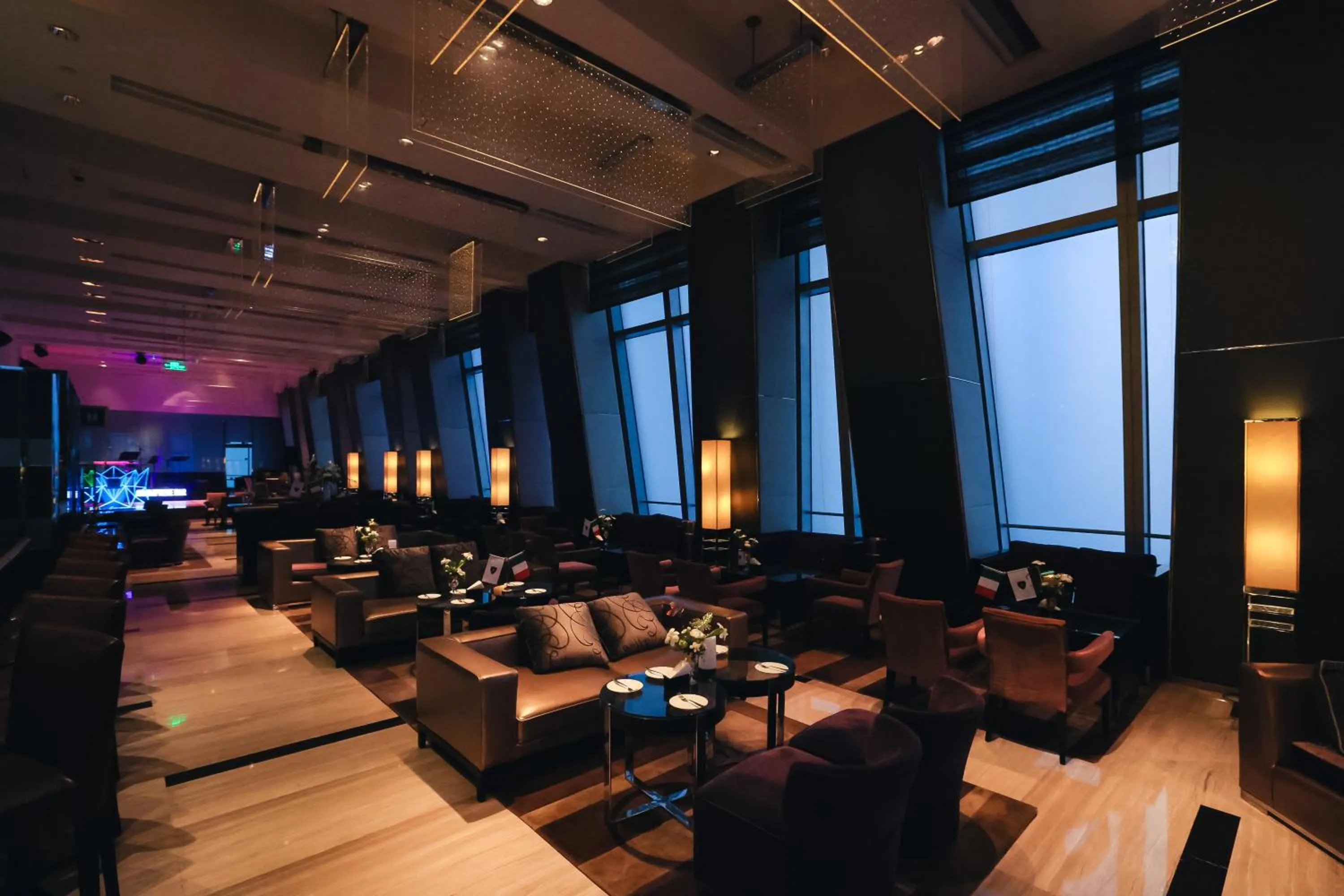 Lounge or bar in China World Summit Wing, Beijing