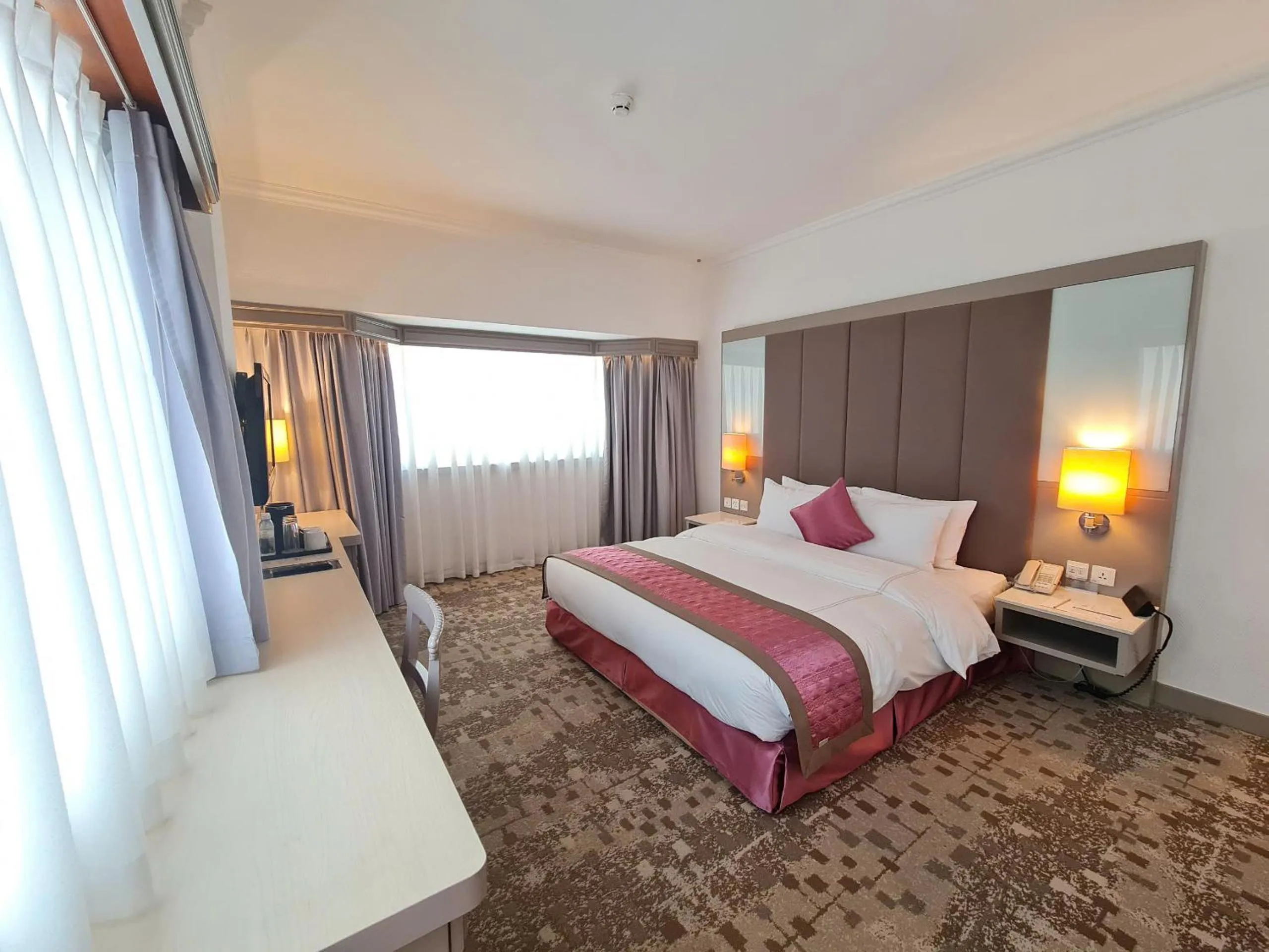 Bed in Sunway Hotel Hanoi