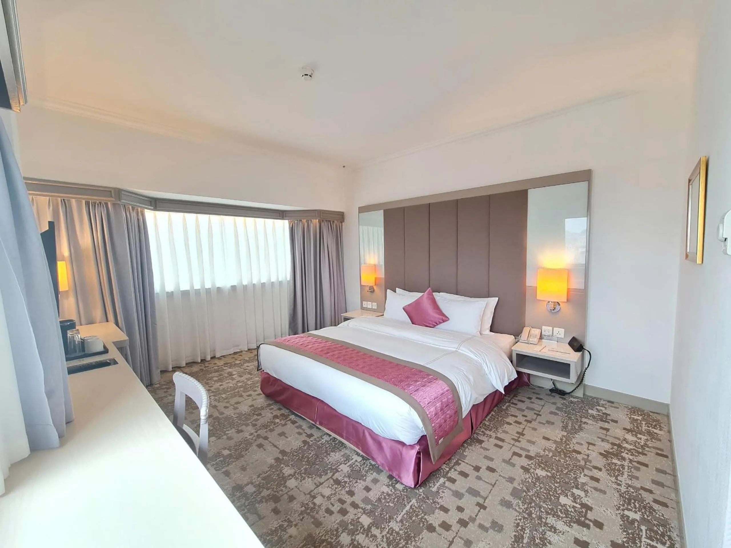 Bed in Sunway Hotel Hanoi