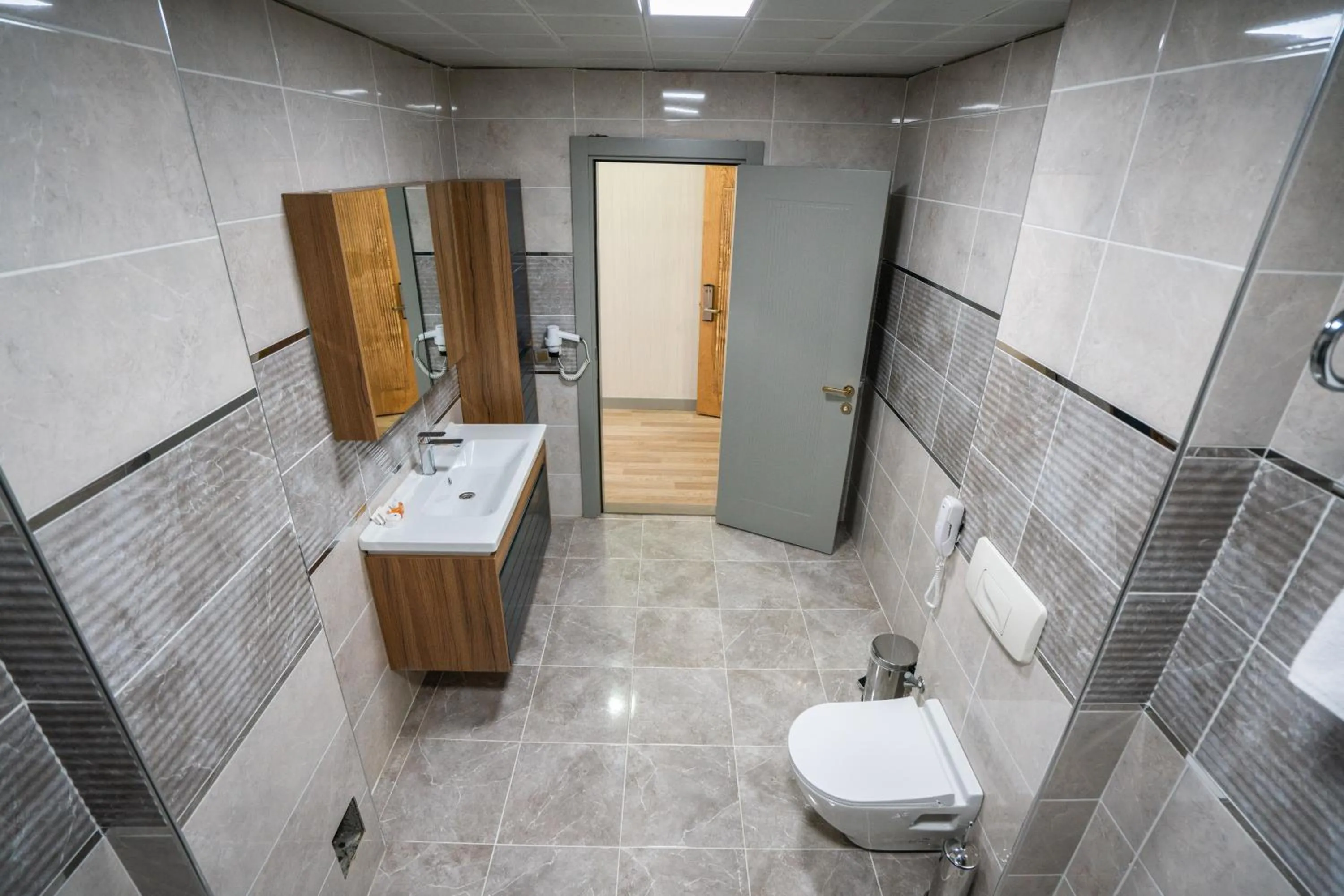 Bathroom in Lion City Hotel Kizilay