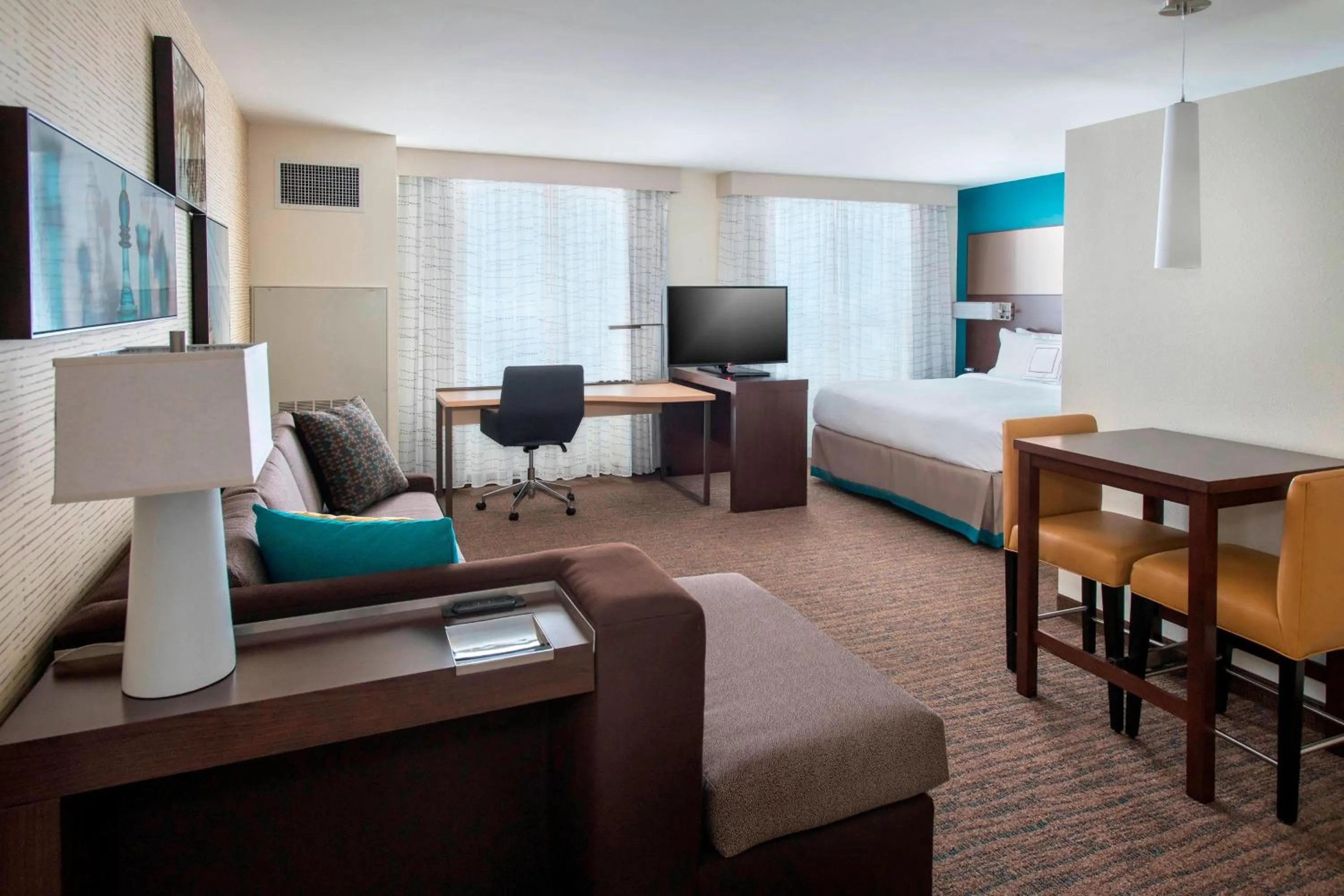 Photo of the whole room, Bed in Residence Inn by Marriott Boston Bridgewater