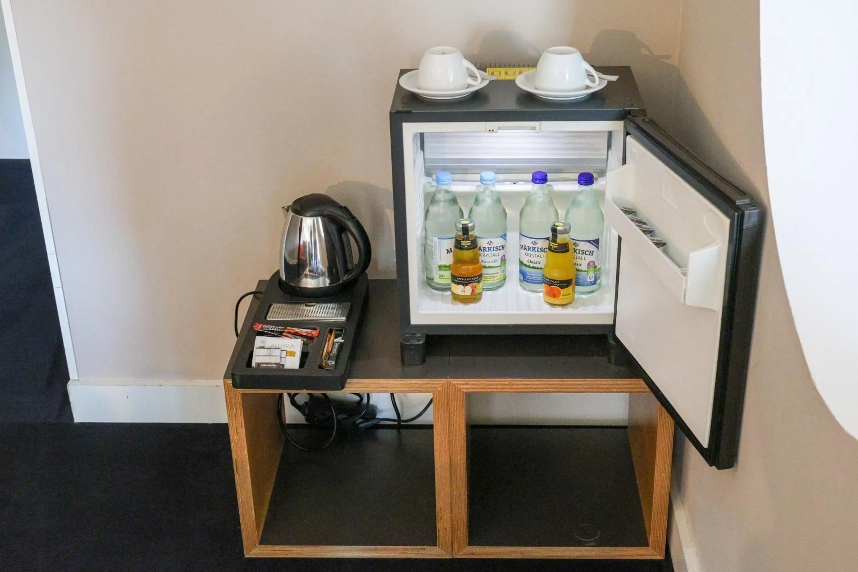 Coffee/tea facilities in Hotel Gat Point Charlie