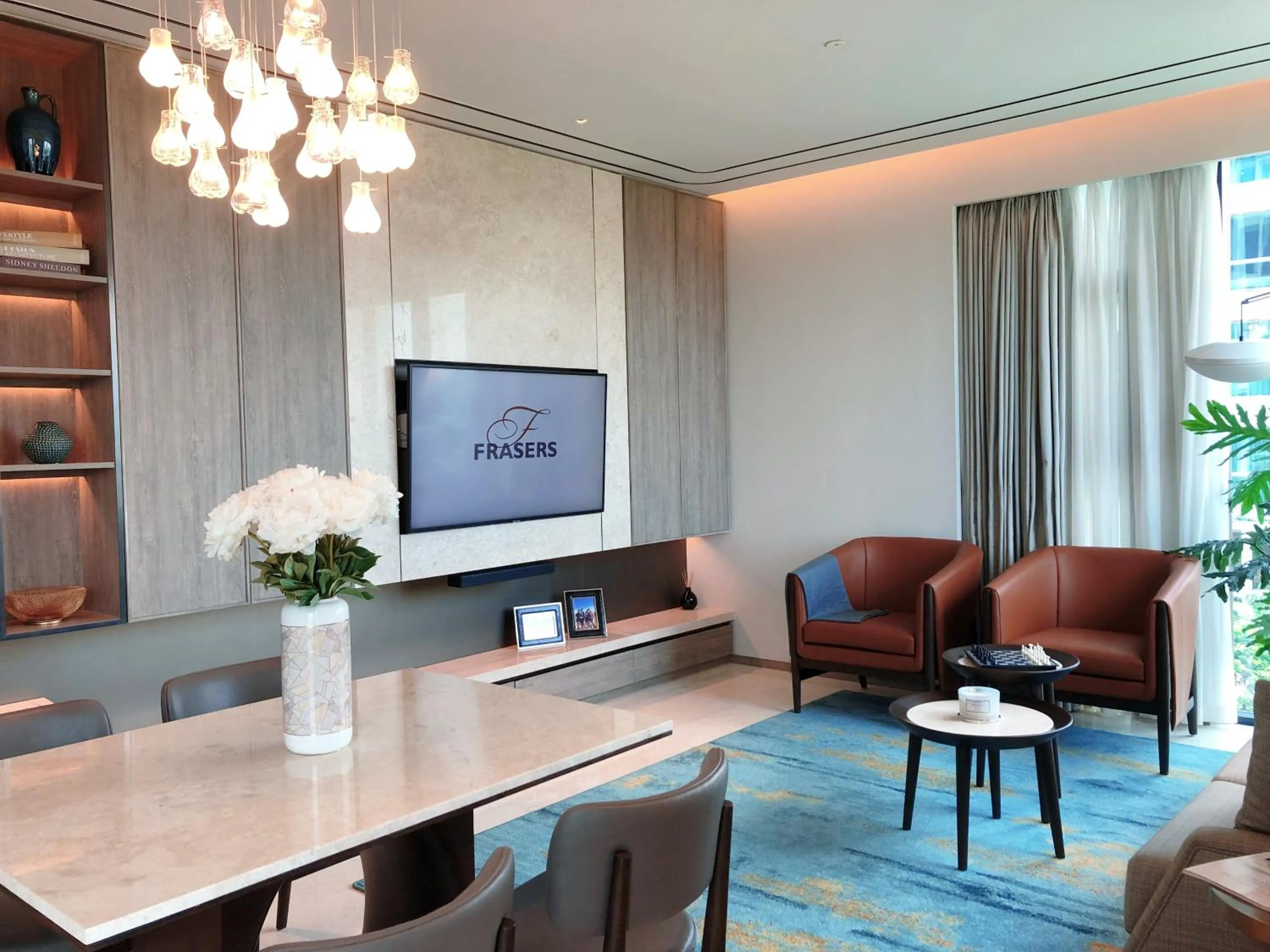 TV and multimedia in Fraser Suites Hanoi
