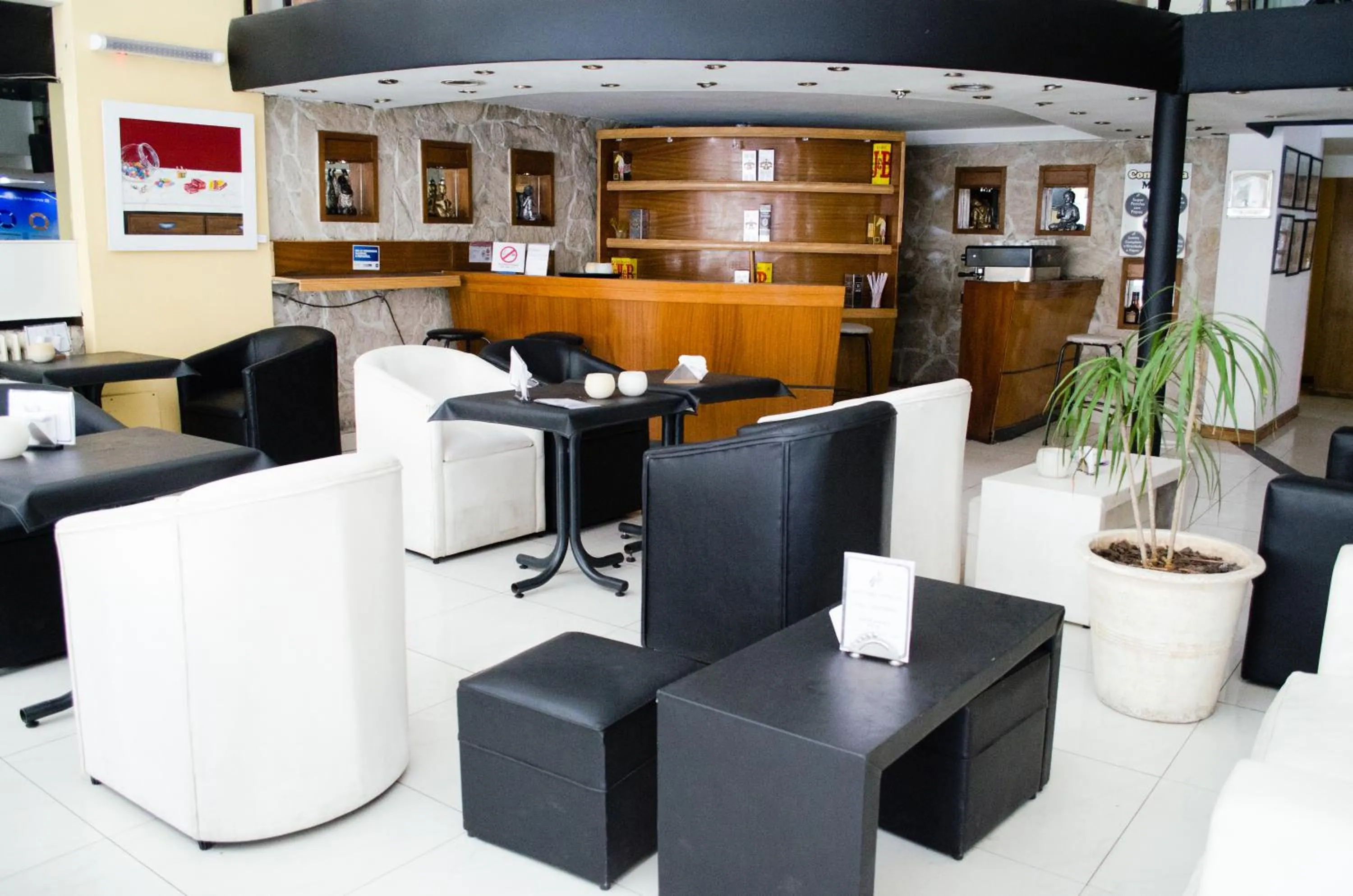 Restaurant/places to eat in San Remo Grand Hotel