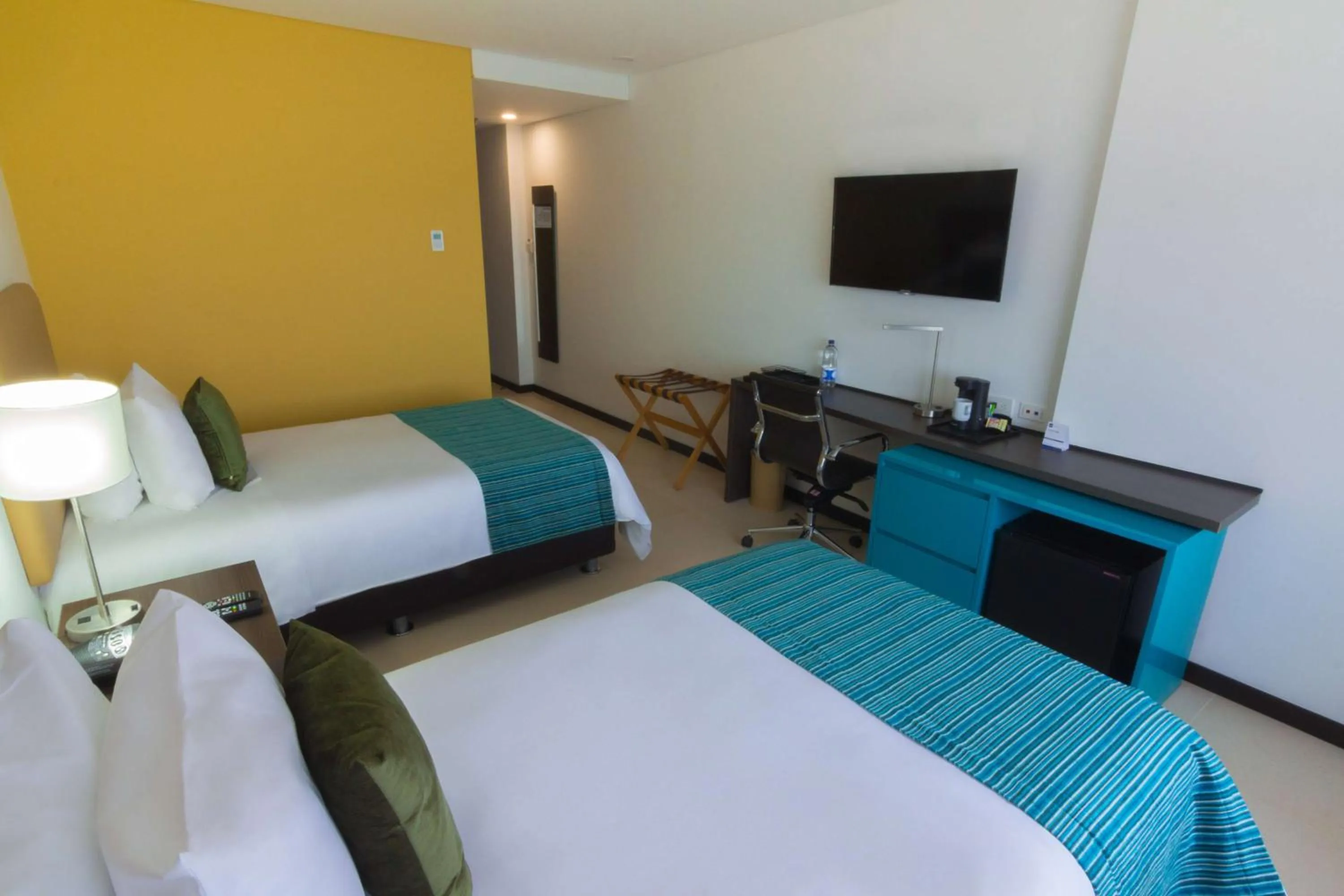 Photo of the whole room, Bed in Park Inn by Radisson Barrancabermeja