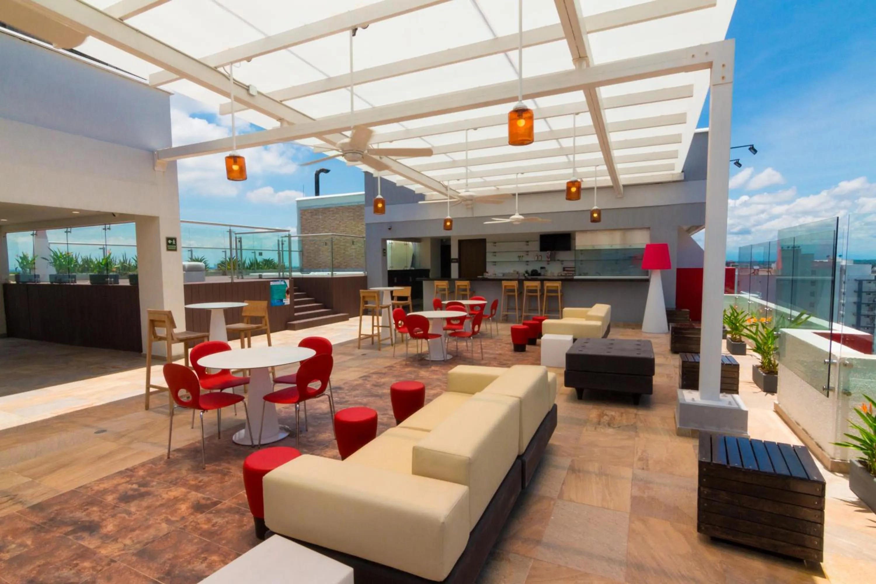 Restaurant/places to eat in Park Inn by Radisson Barrancabermeja