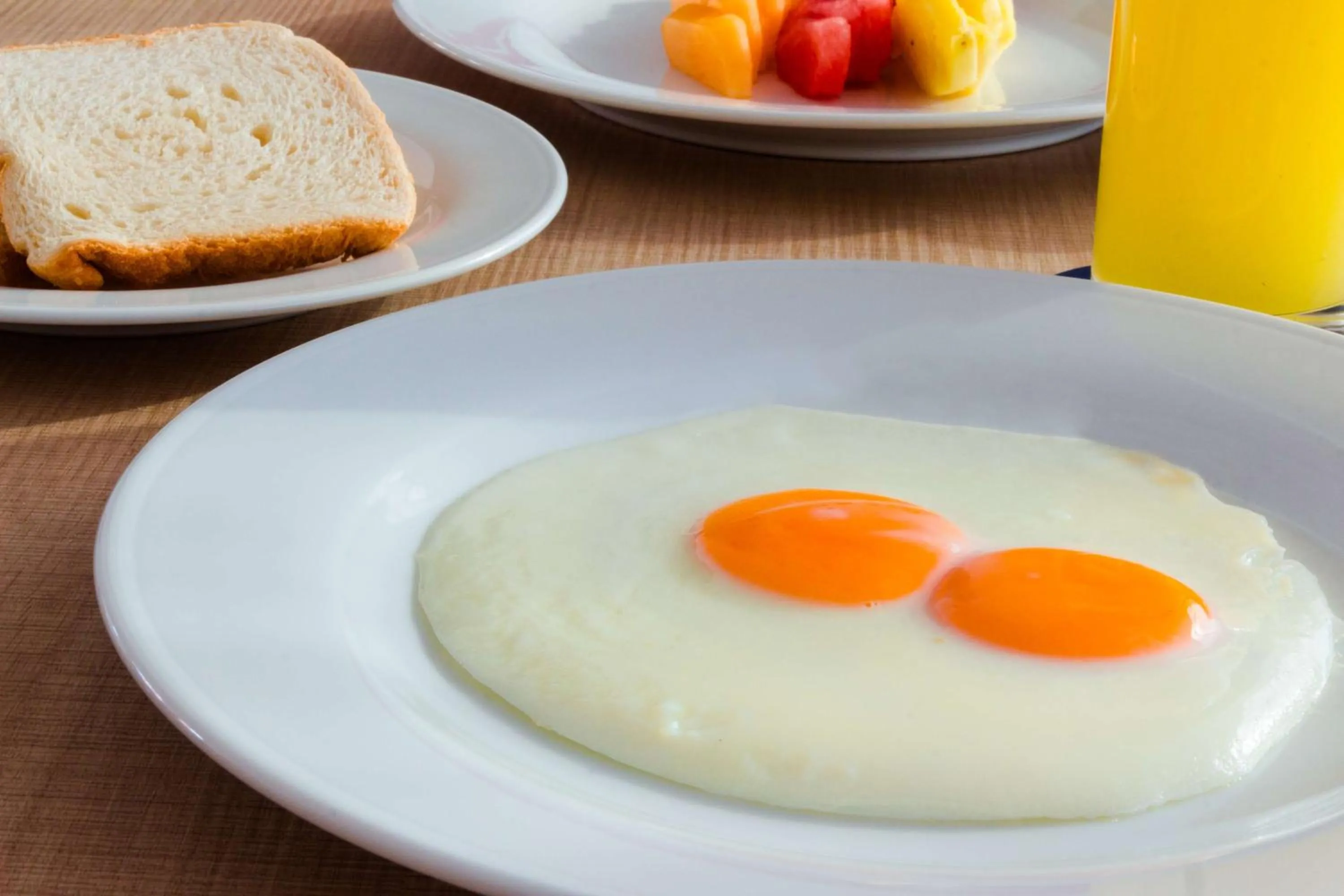 Restaurant/places to eat in Park Inn by Radisson Barrancabermeja