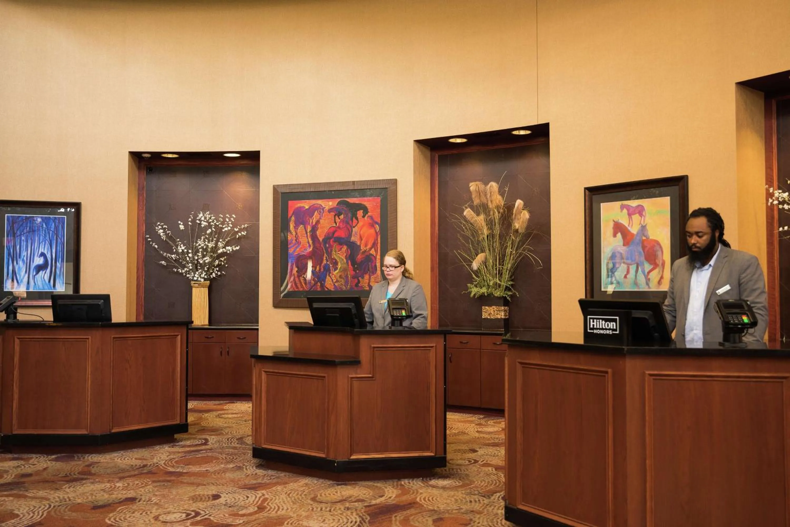 Lobby or reception in Embassy Suites by Hilton Minneapolis North