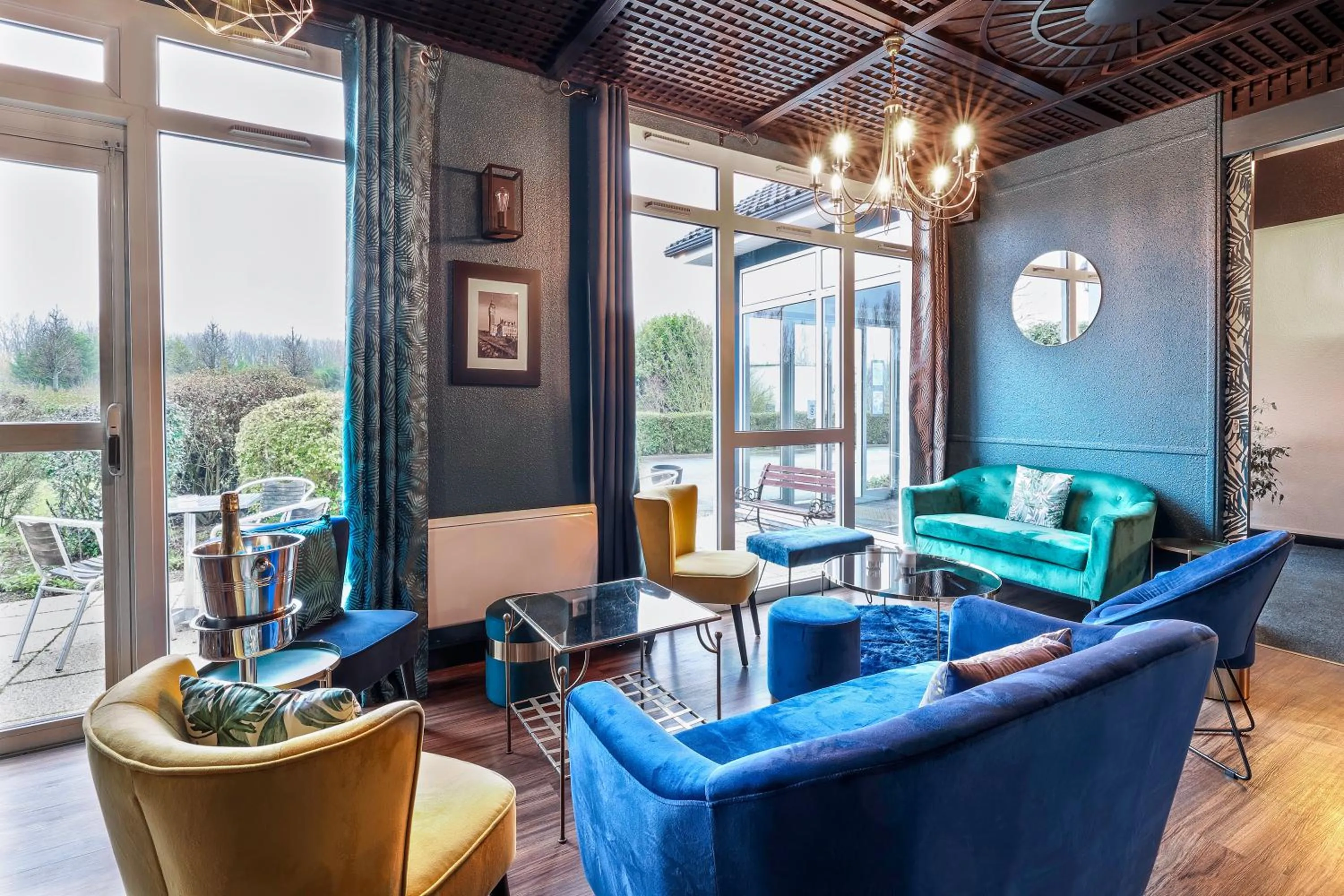 Sure Hotel by Best Western Calais Coquelles Tunnel s/ Manche