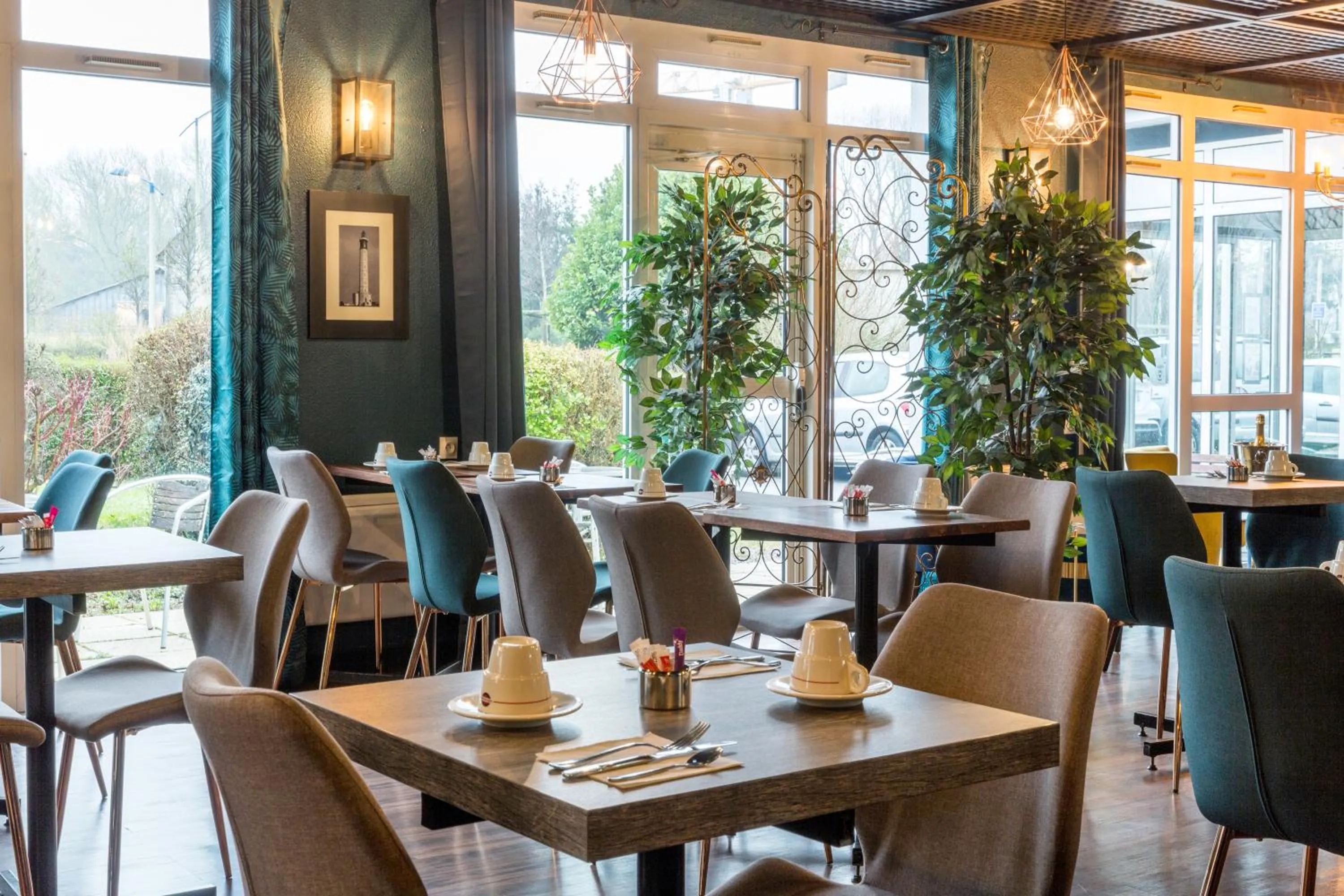 Sure Hotel by Best Western Calais Coquelles Tunnel s/ Manche