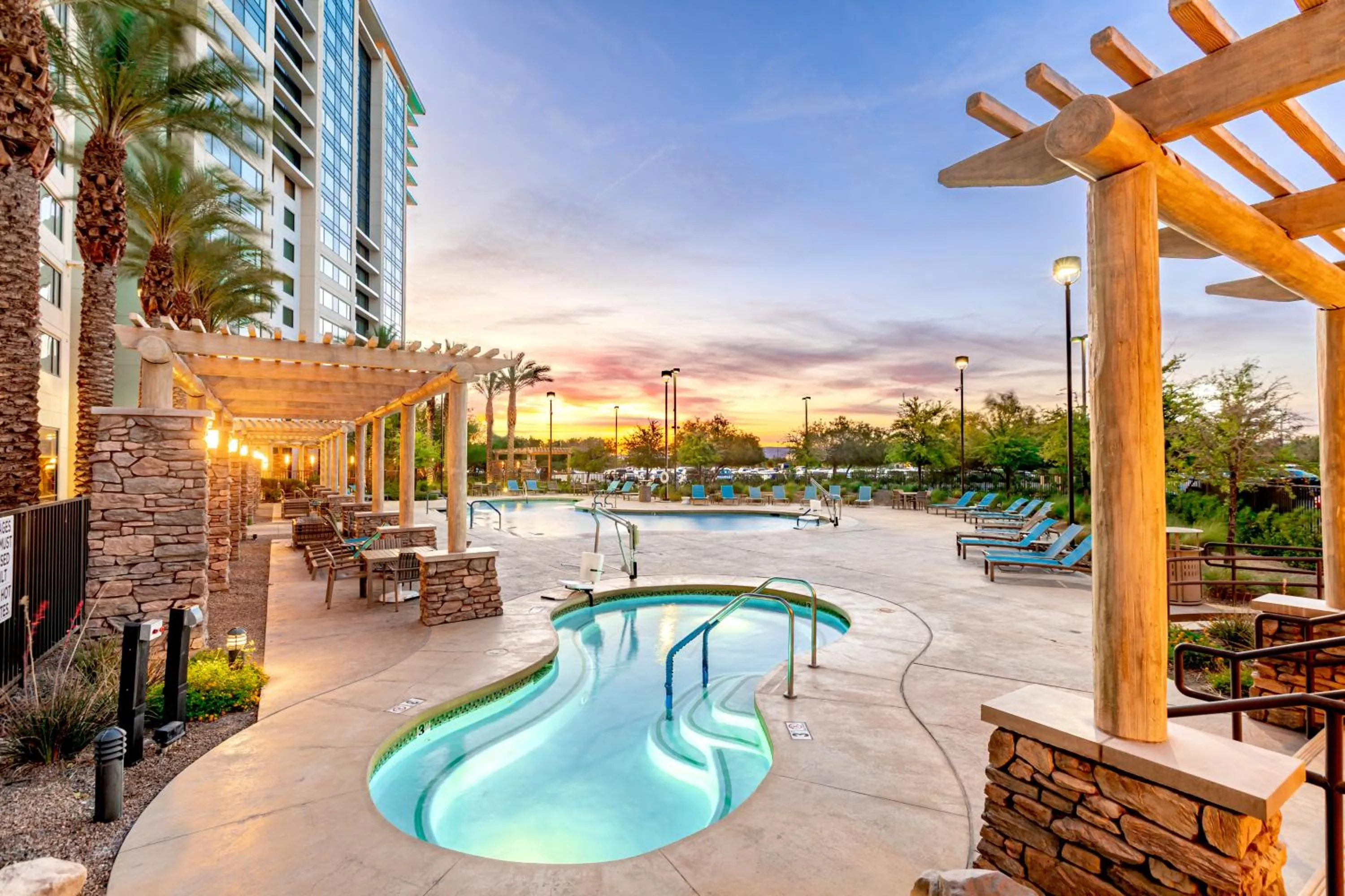 Hot Tub in The Berkley, Las Vegas