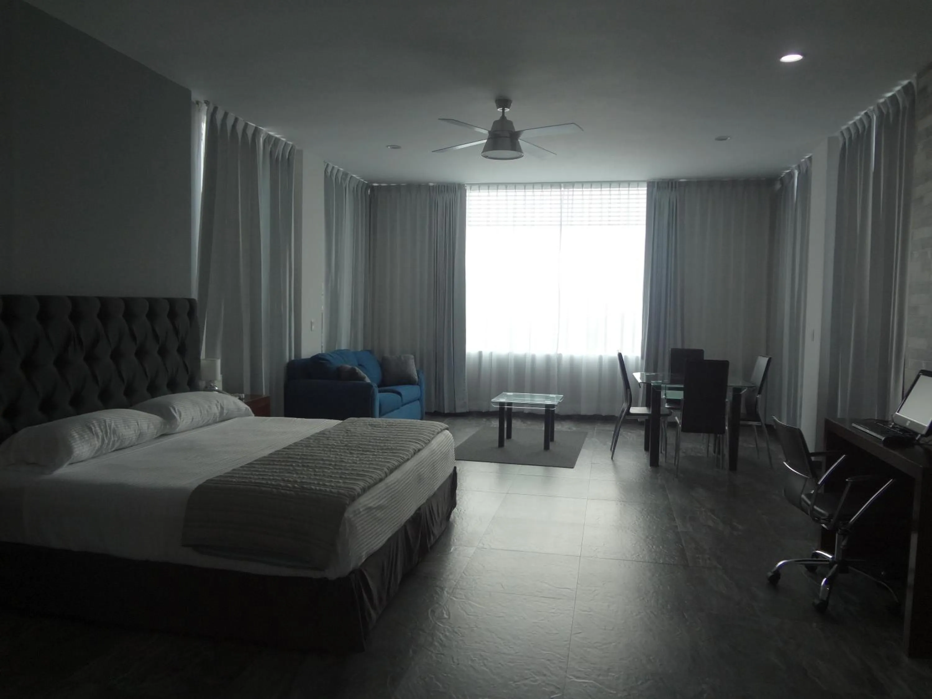 Bed in Hotel Civic Express