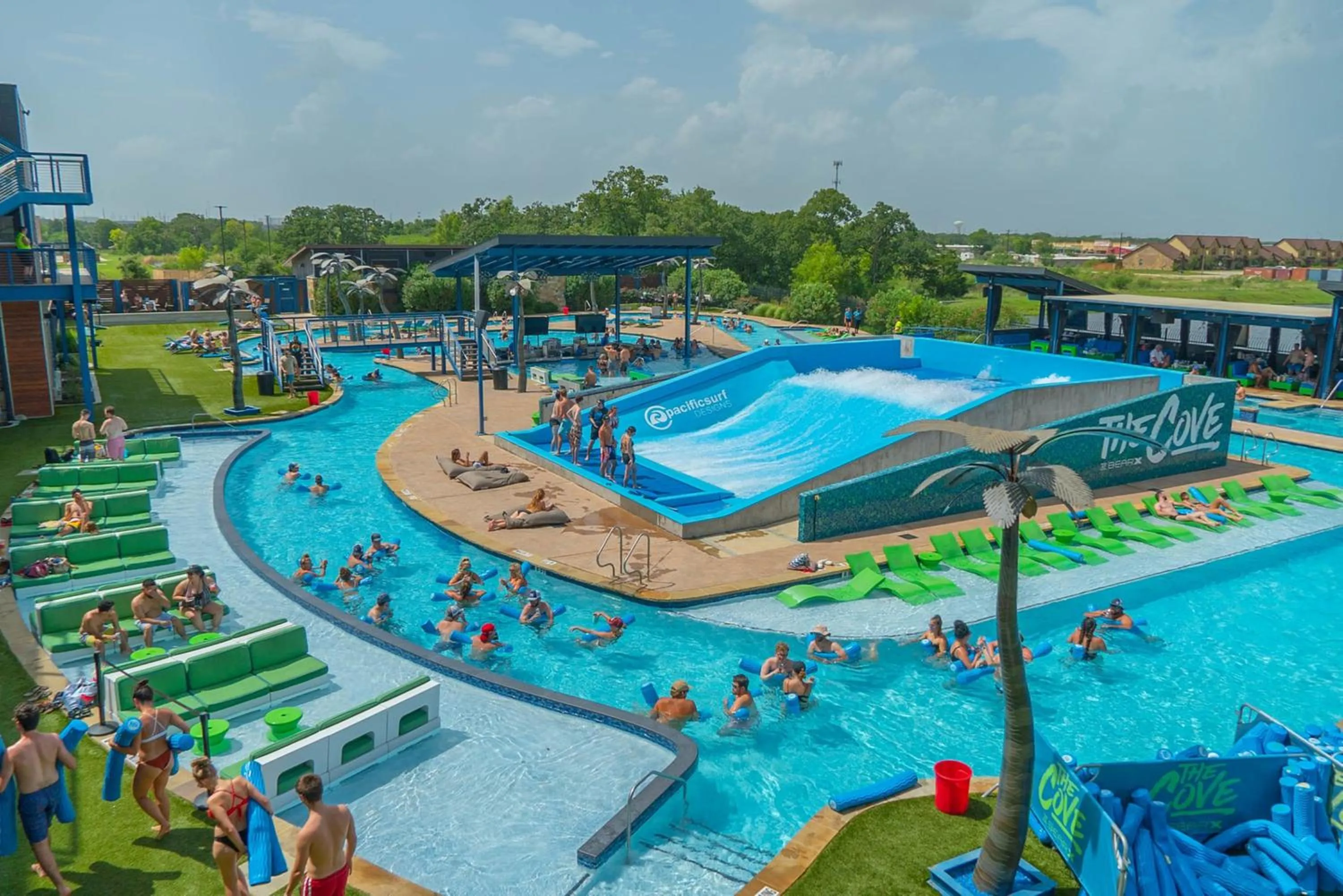 Area and facilities in Holiday Inn & Suites College Station-Aggieland by IHG