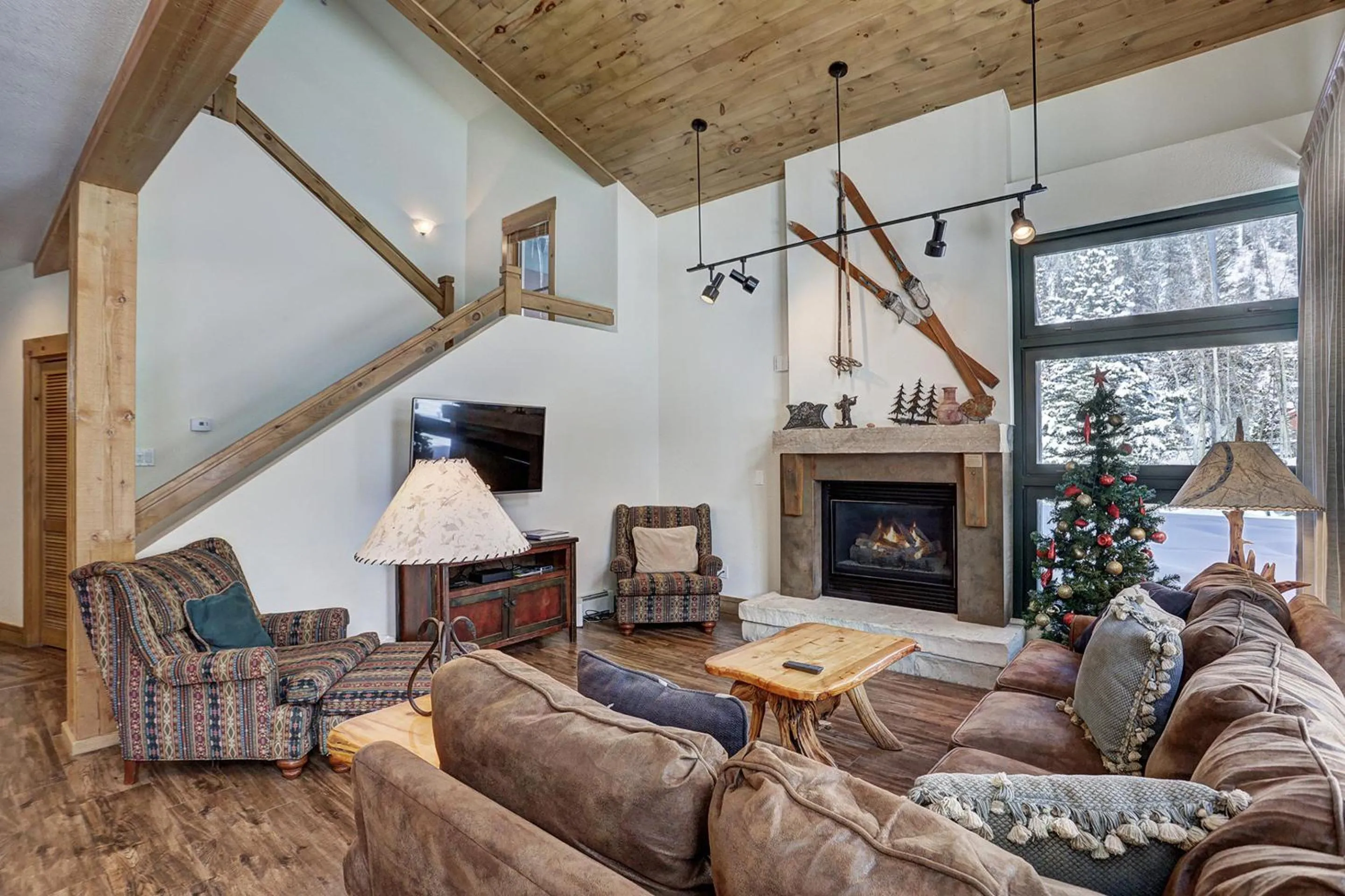Living room in East Keystone by Keystone Resort