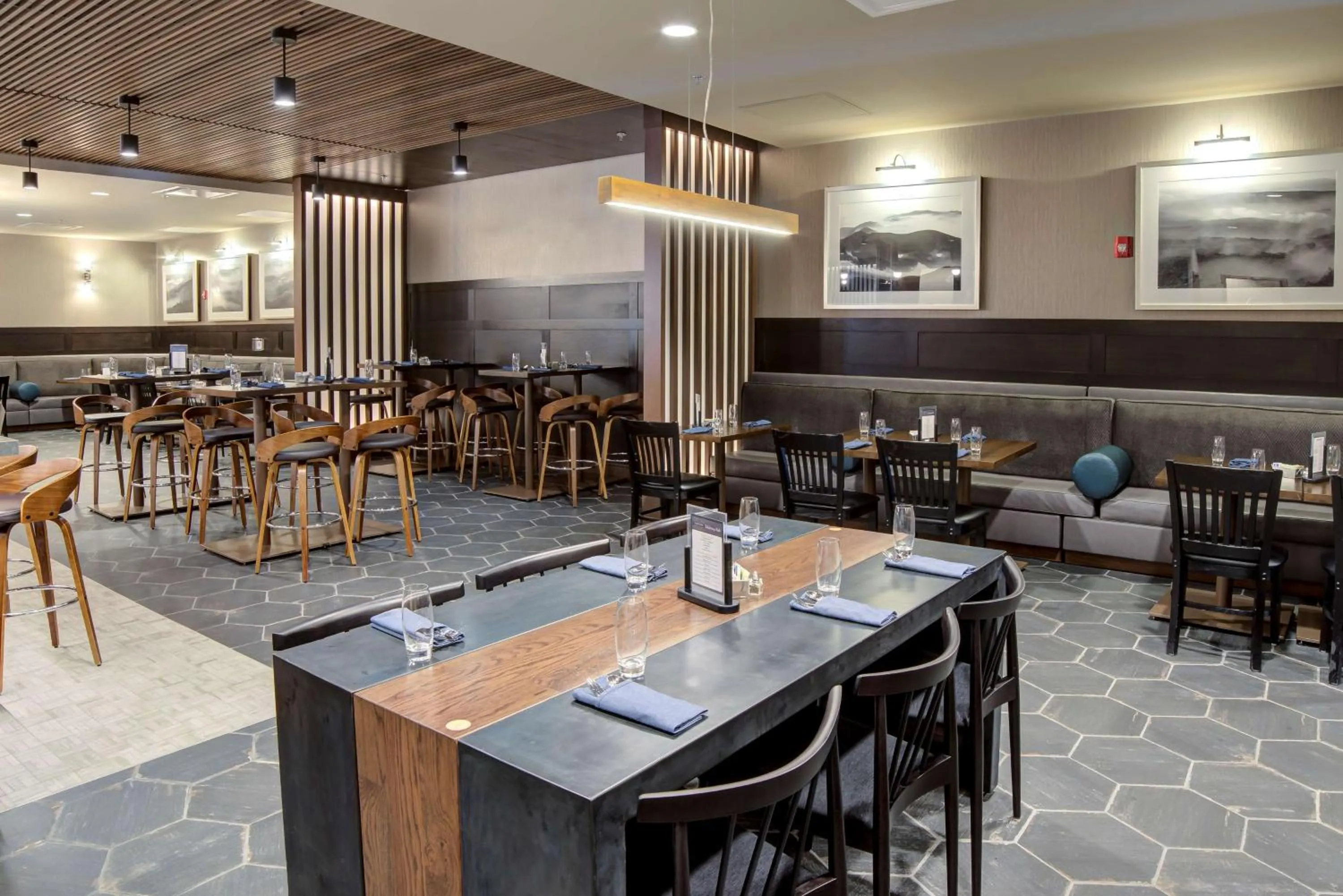 Restaurant/places to eat in Doubletree by Hilton Harrisonburg
