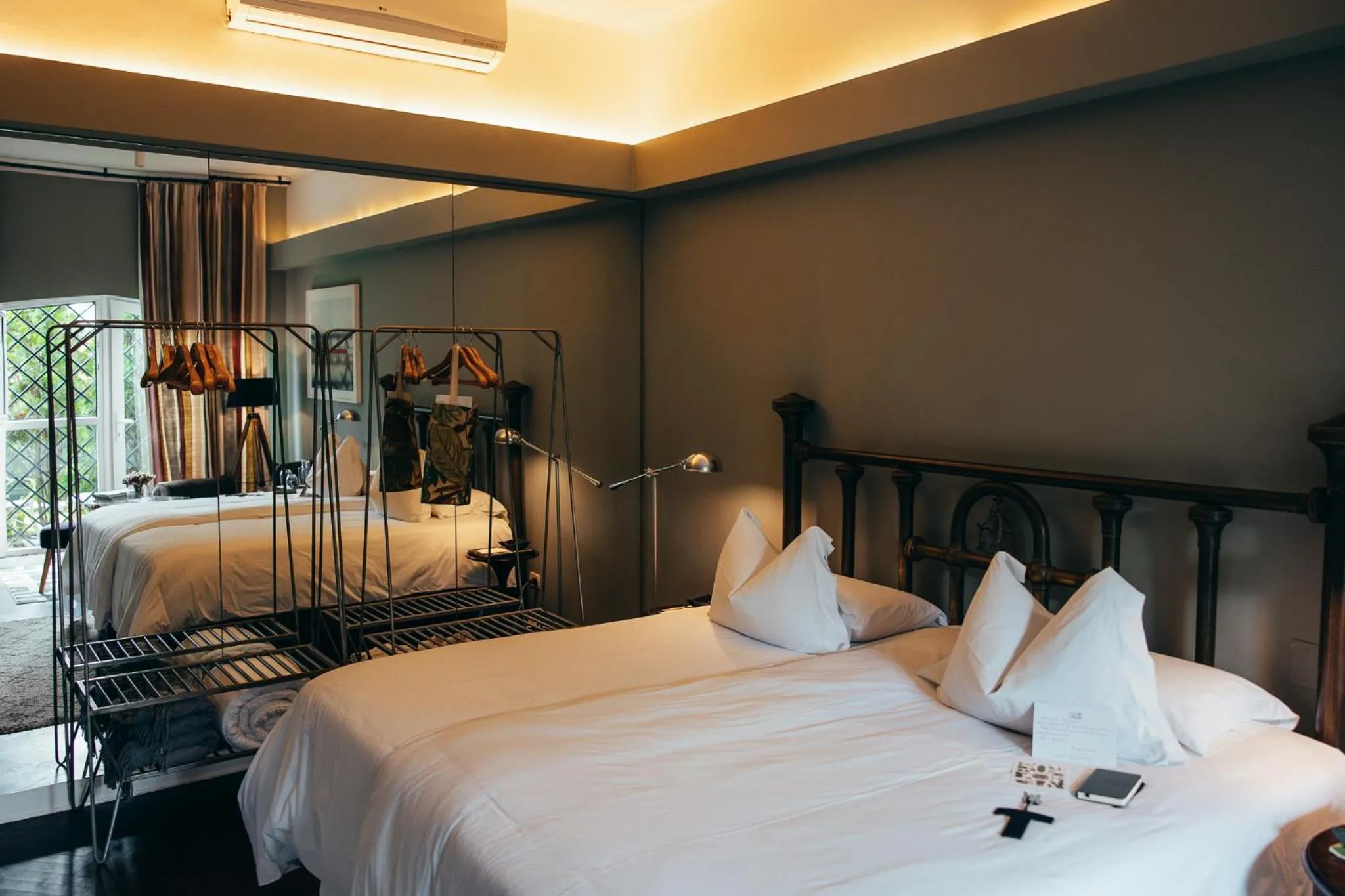 Bed in Atemporal by Andean