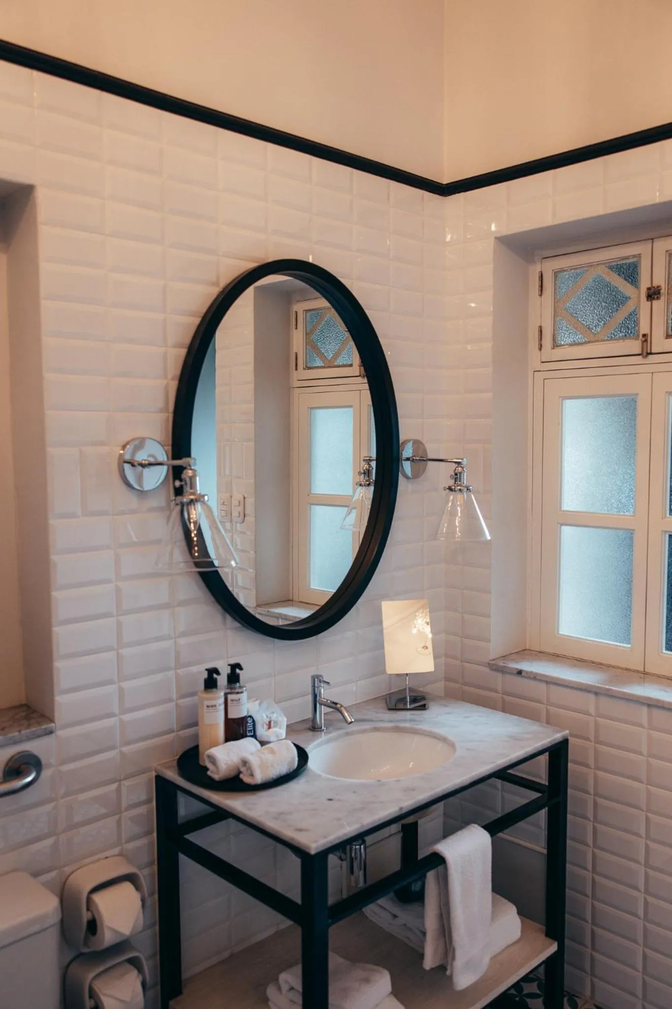 Bathroom in Atemporal by Andean