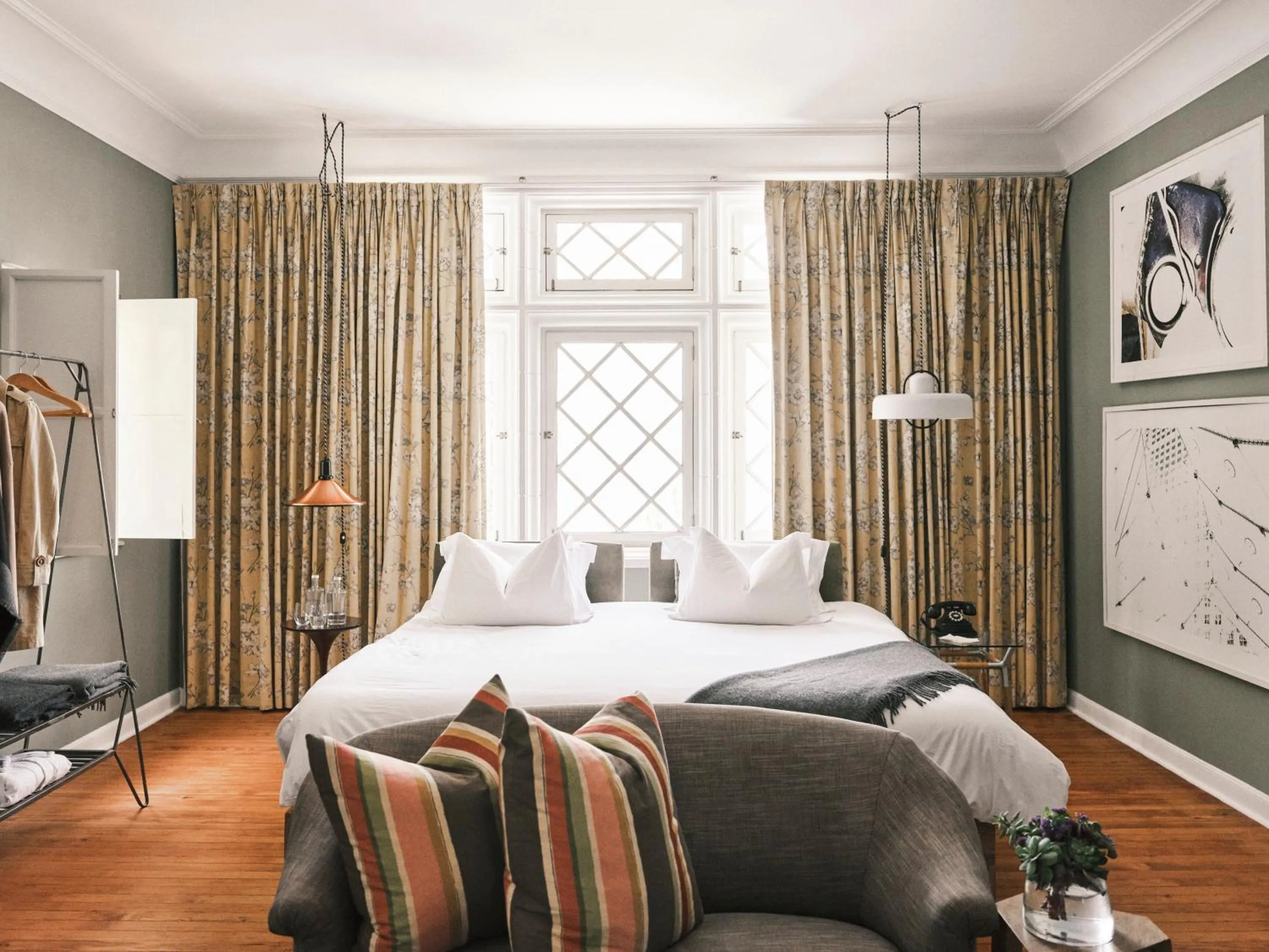 Photo of the whole room, Bed in Atemporal by Andean