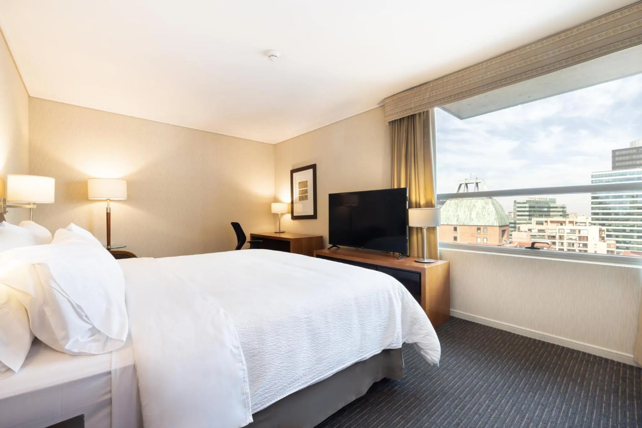 Photo of the whole room, Bed in Holiday Inn Express Santiago Las Condes by IHG