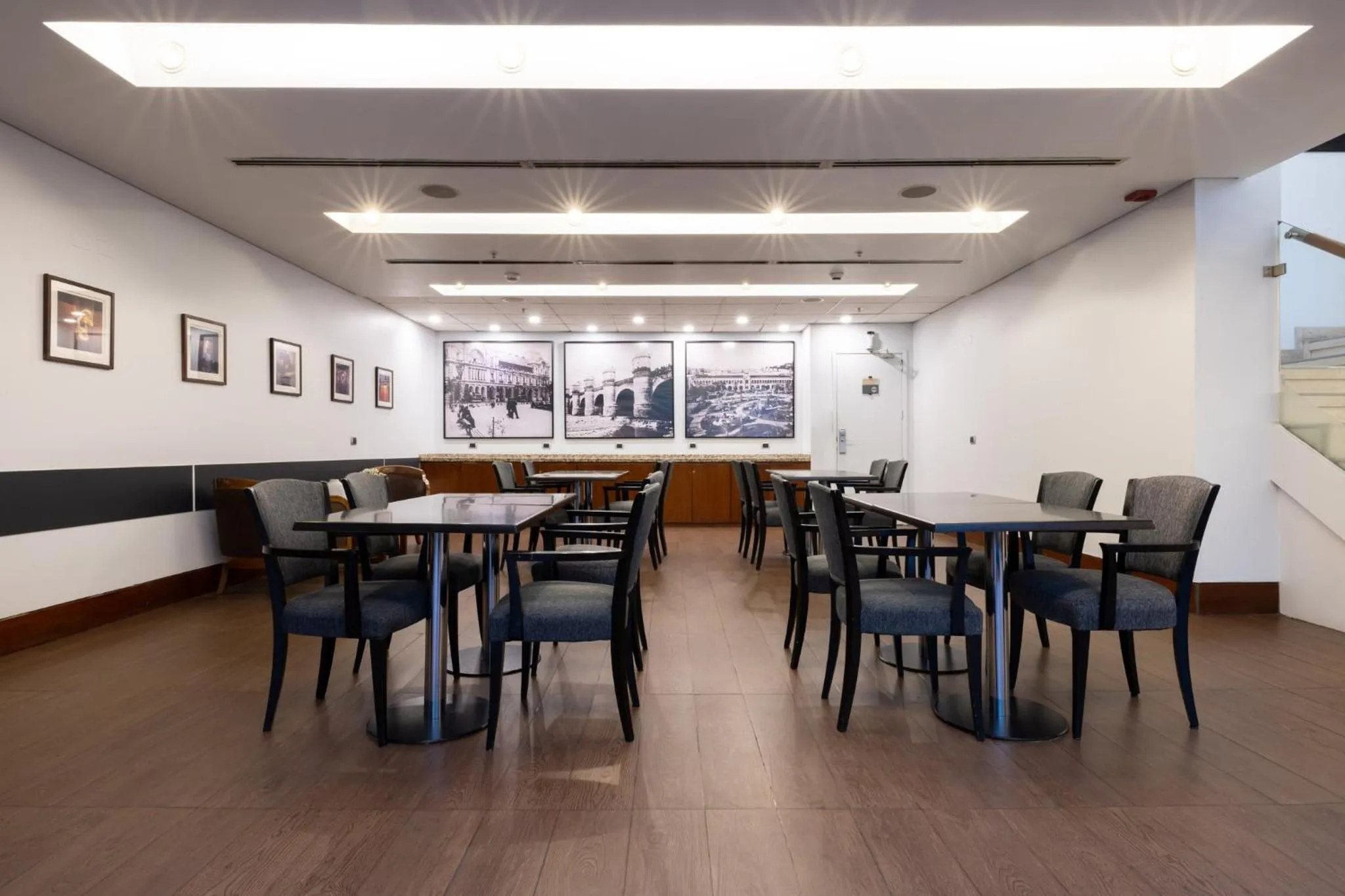 Meeting/conference room in Holiday Inn Express Santiago Las Condes by IHG