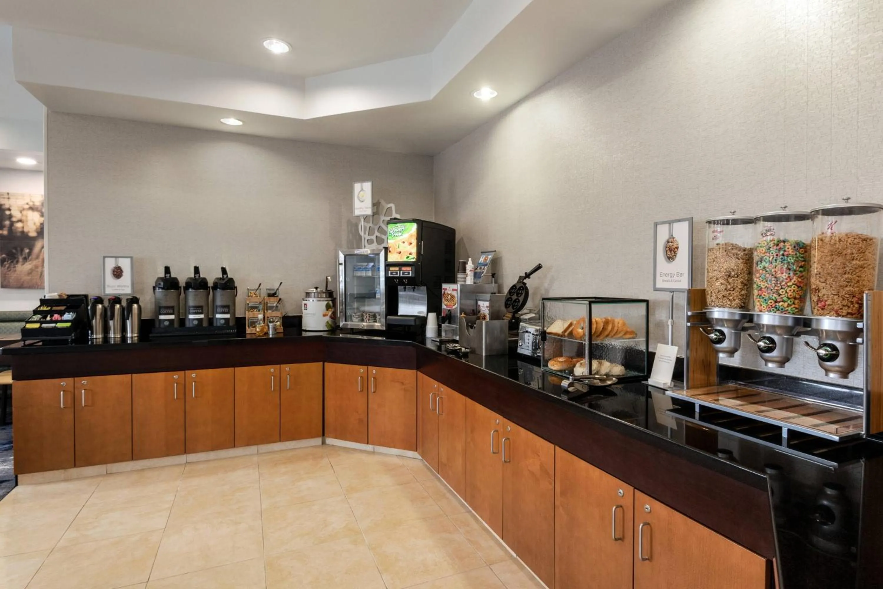 Breakfast in Fairfield Inn & Suites Stillwater