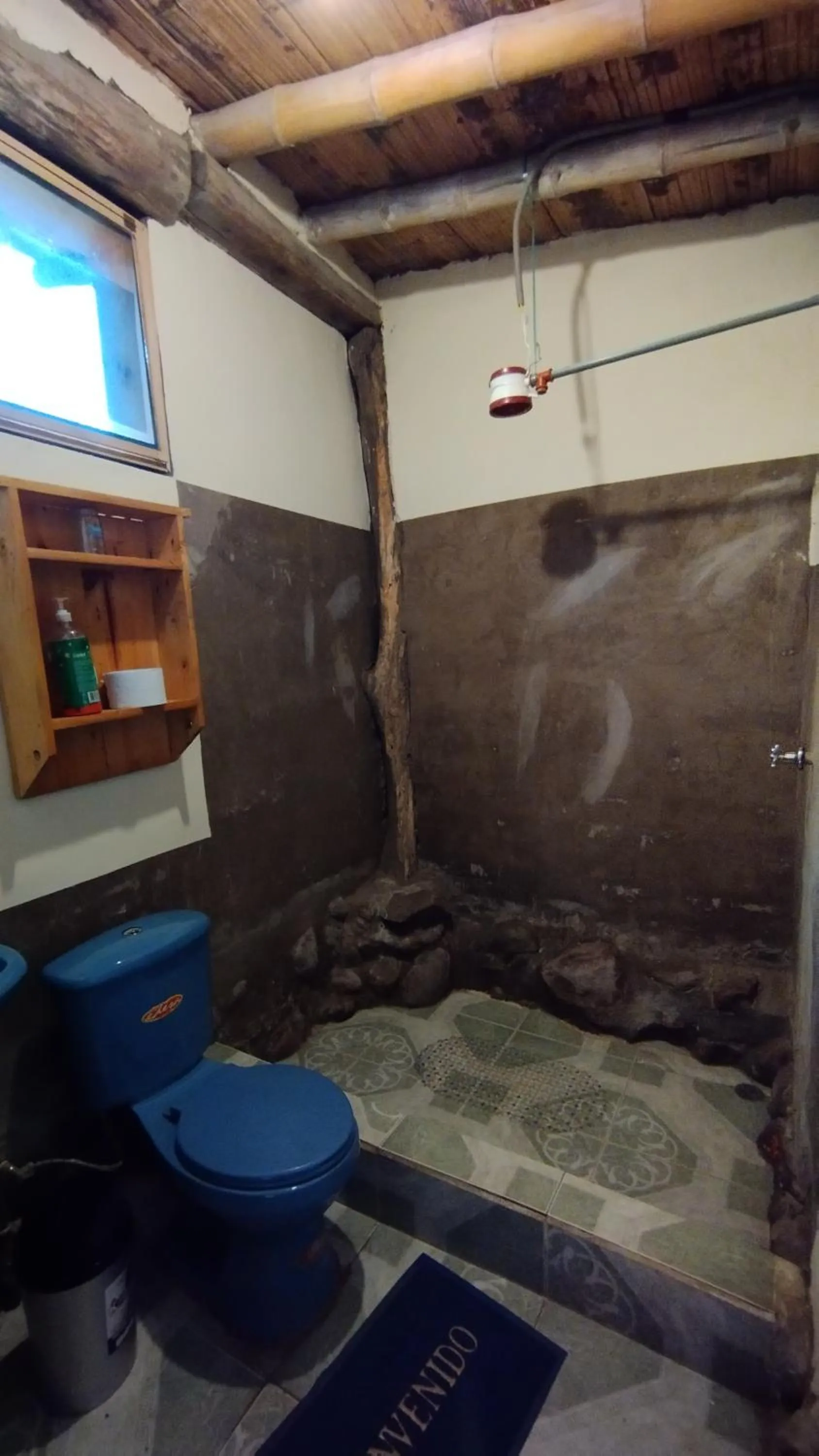 Bathroom in El Tio Hostal