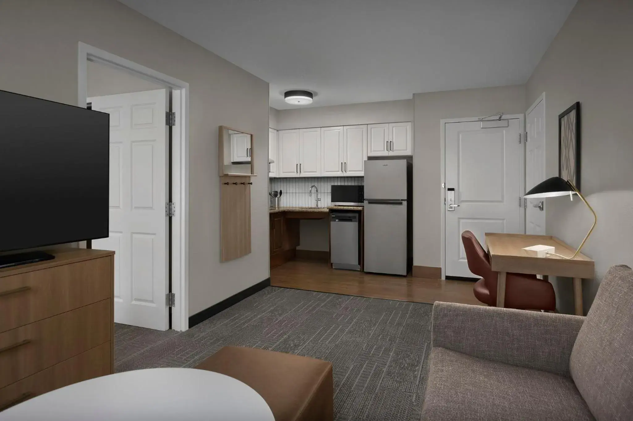One-Bedroom Queen Suite with Tub - Mobility Accessible in Staybridge Suites Raleigh-Durham Airport-Morrisville by IHG One-Bedroom Queen Suite with Tub - Mobility Accessible in Staybridge Suites Raleigh-Durham Airport-Morrisville by IHG