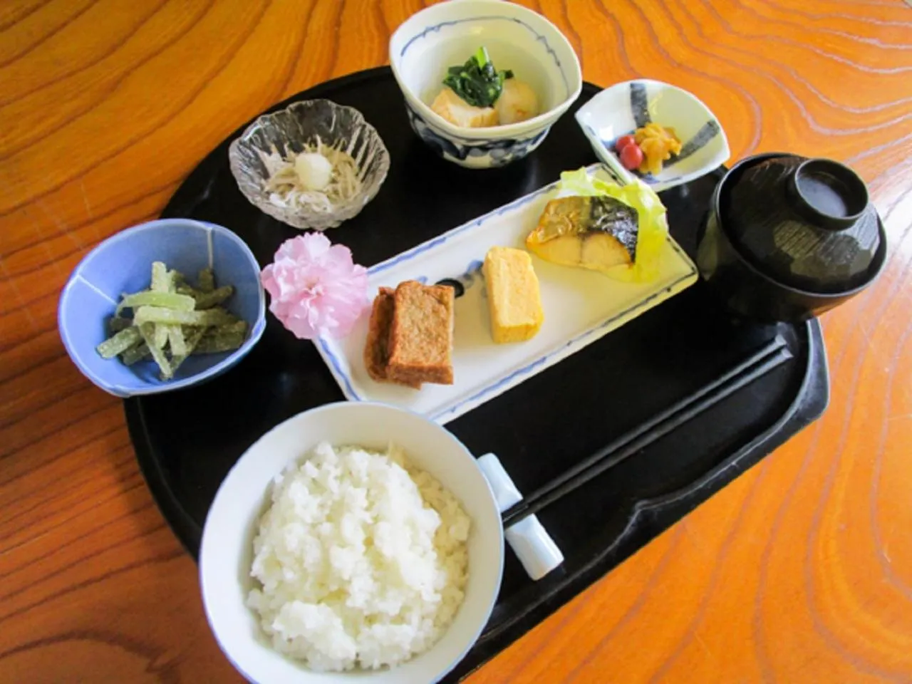 Food and drinks in LiVEMAX RESORT Okudogo