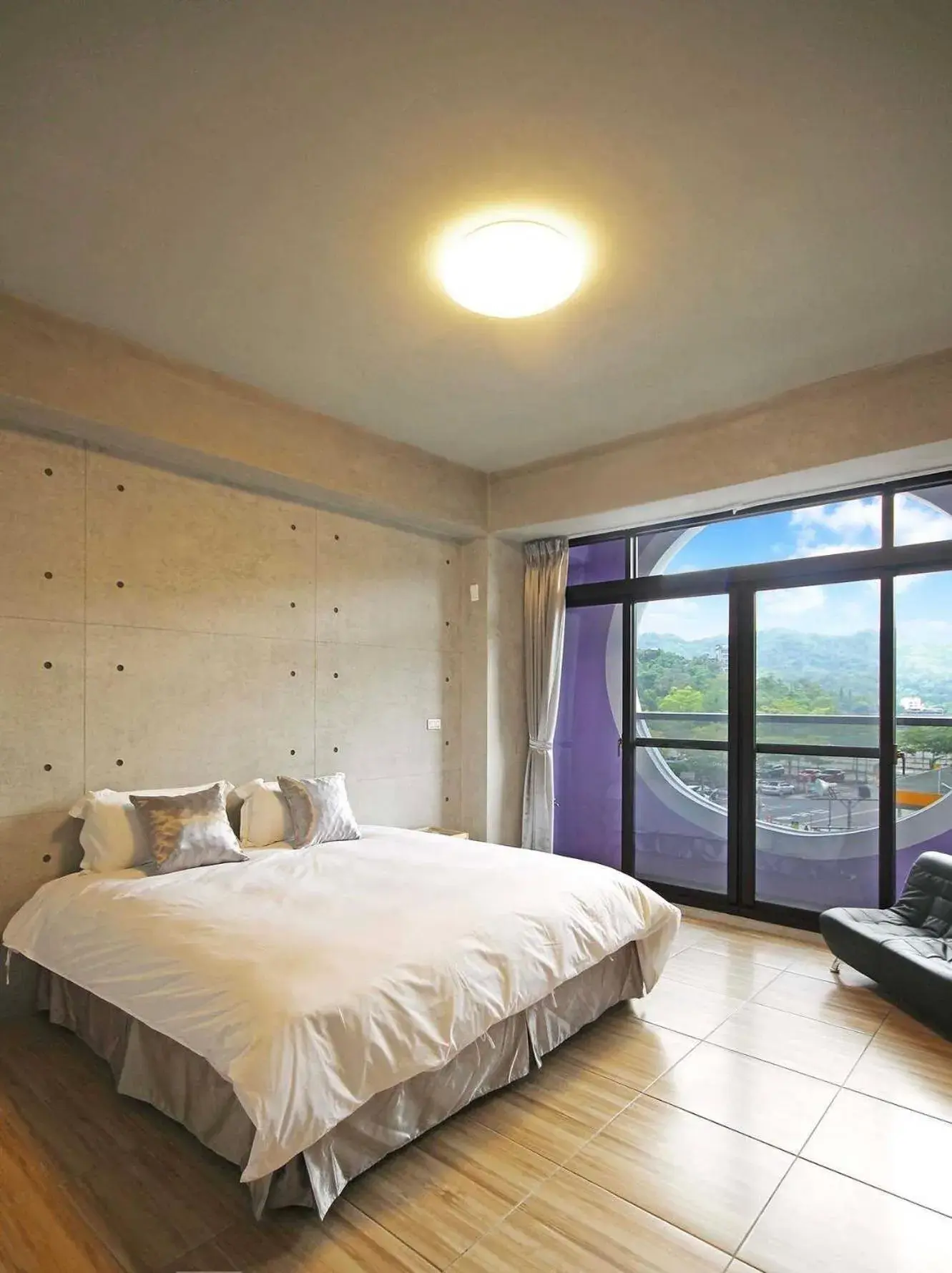 Deluxe Double Room with Balcony in Mei Jen house B&B 日月潭民宿 Deluxe Double Room with Balcony in Mei Jen house B&B 日月潭民宿